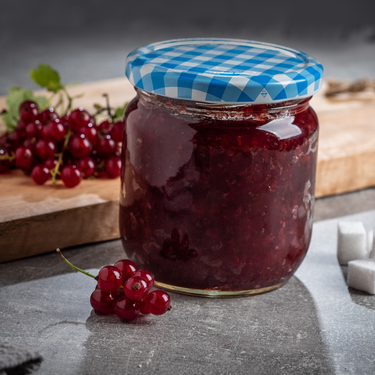Słoiki na przetwory Salla 425ml 48szt 82mm + wieczka czarne