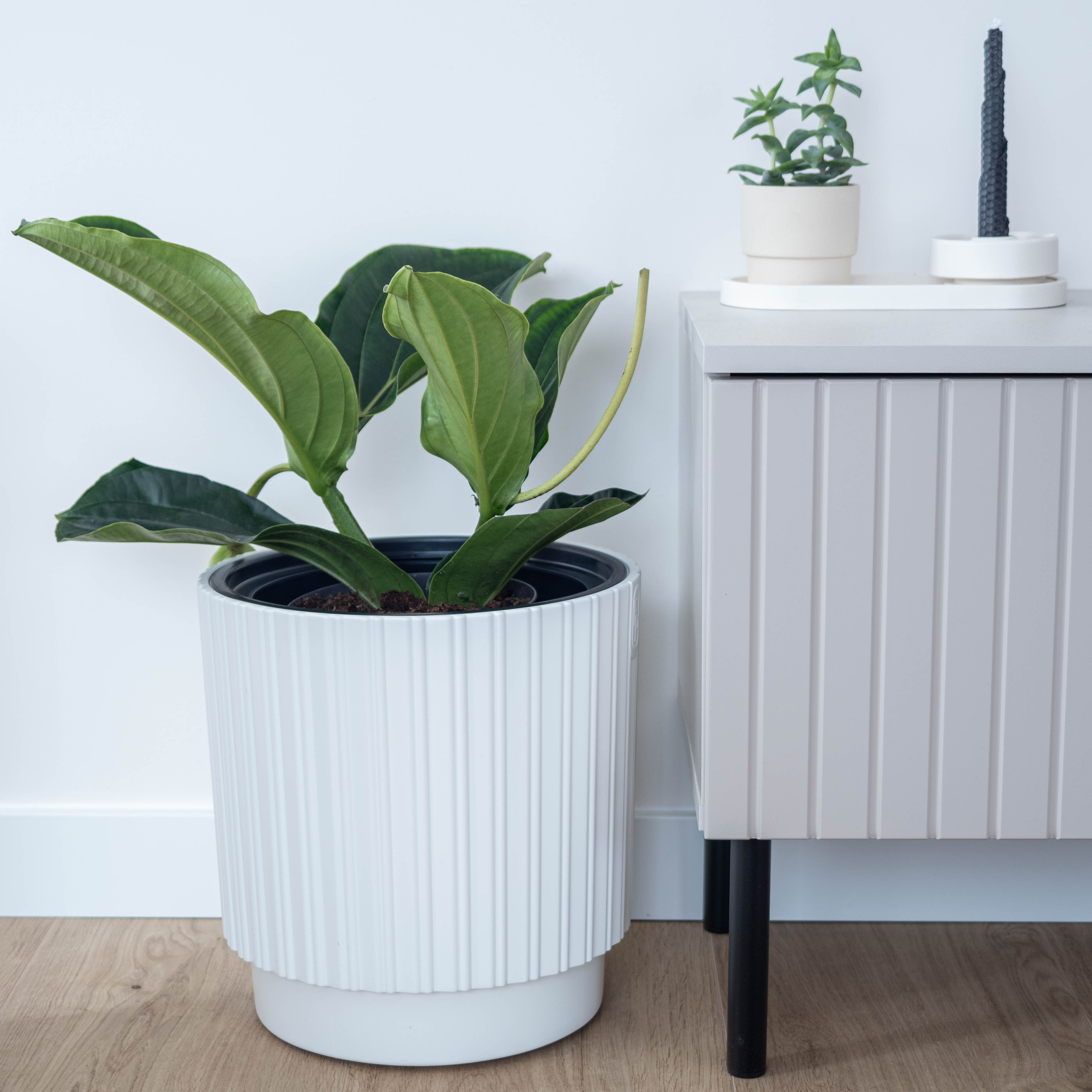 Doniczka na kwiaty Morley 40 cm biała