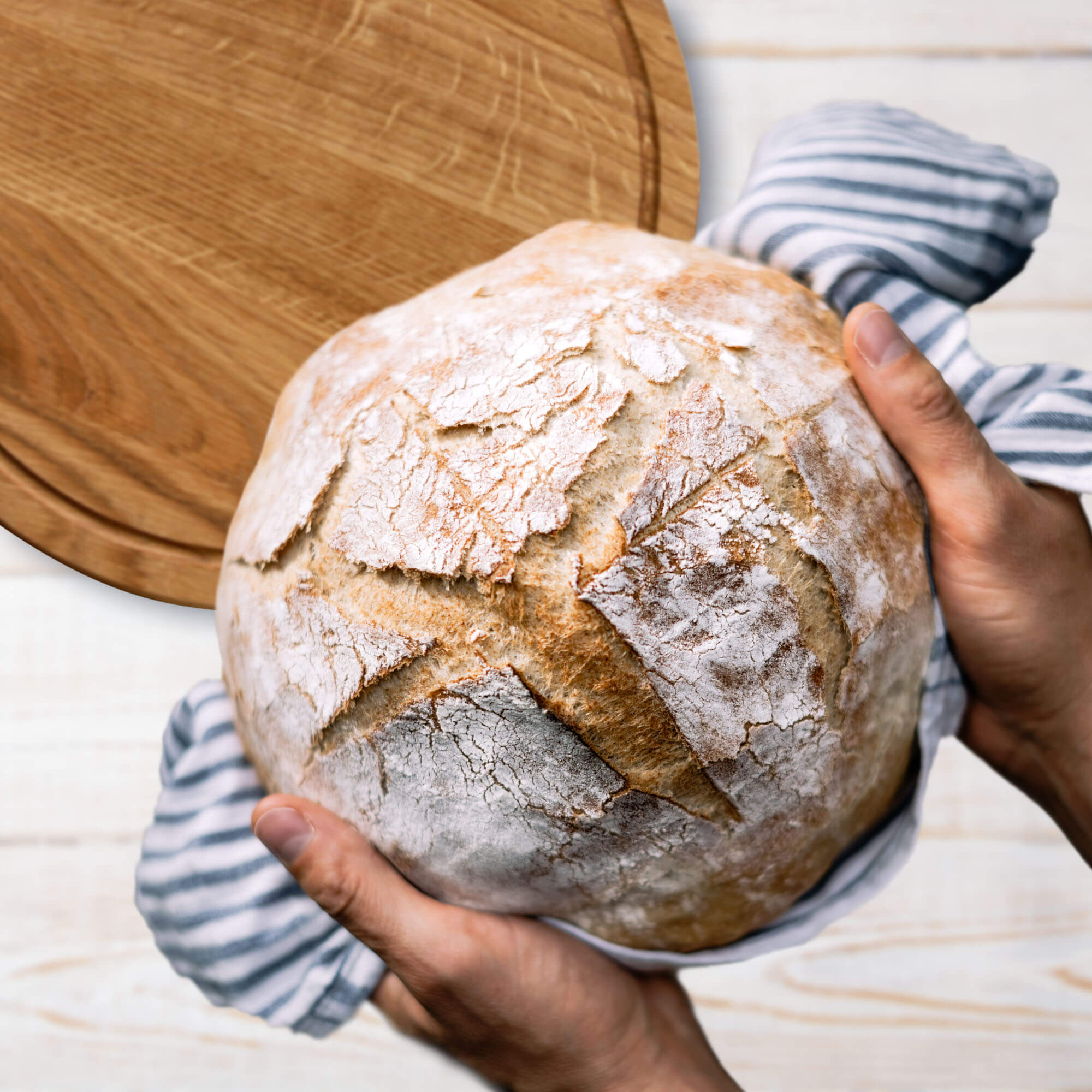 Okrągła, dębowa deska do krojenia 35 cm