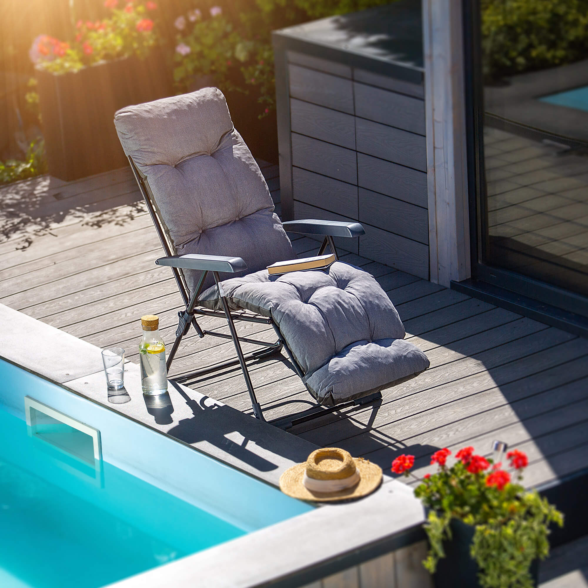 Leżak ogrodowy Soller Plus 150 x 68 cm szary