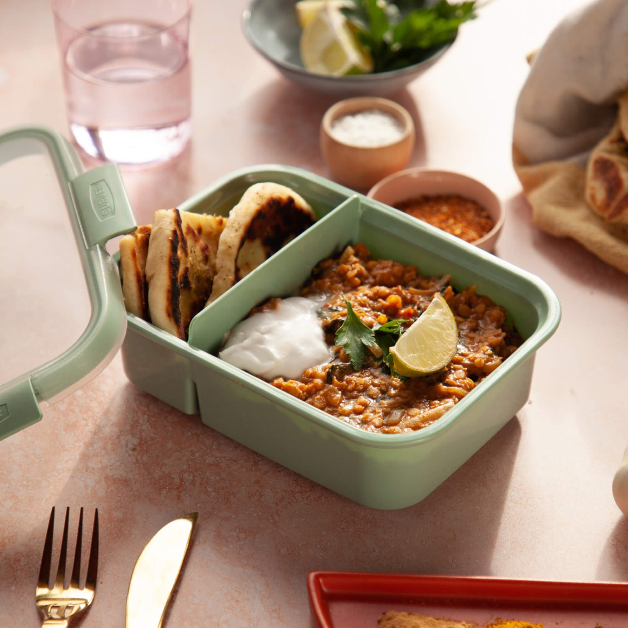 Pojemnik śniadaniowy TO GO DUAL Curver 0.6L + 0.3L, zielony