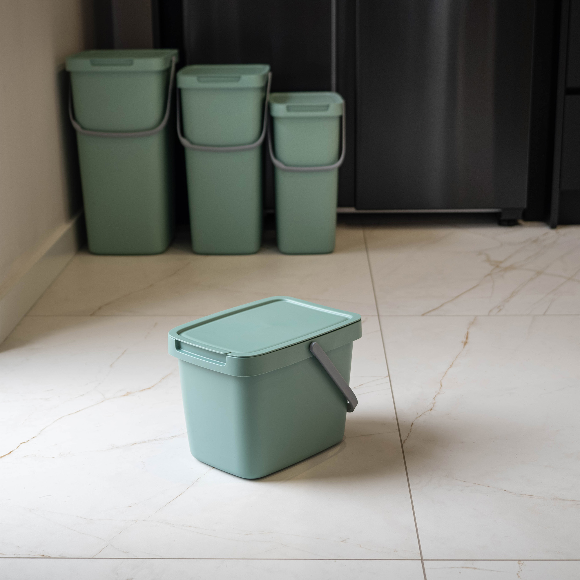 Kosz na śmieci Salans jasny zielony 6L