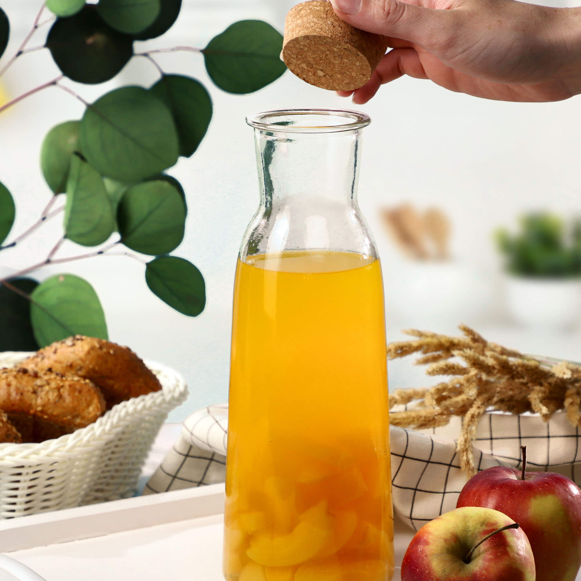 Szklana karafka Atessa 1L