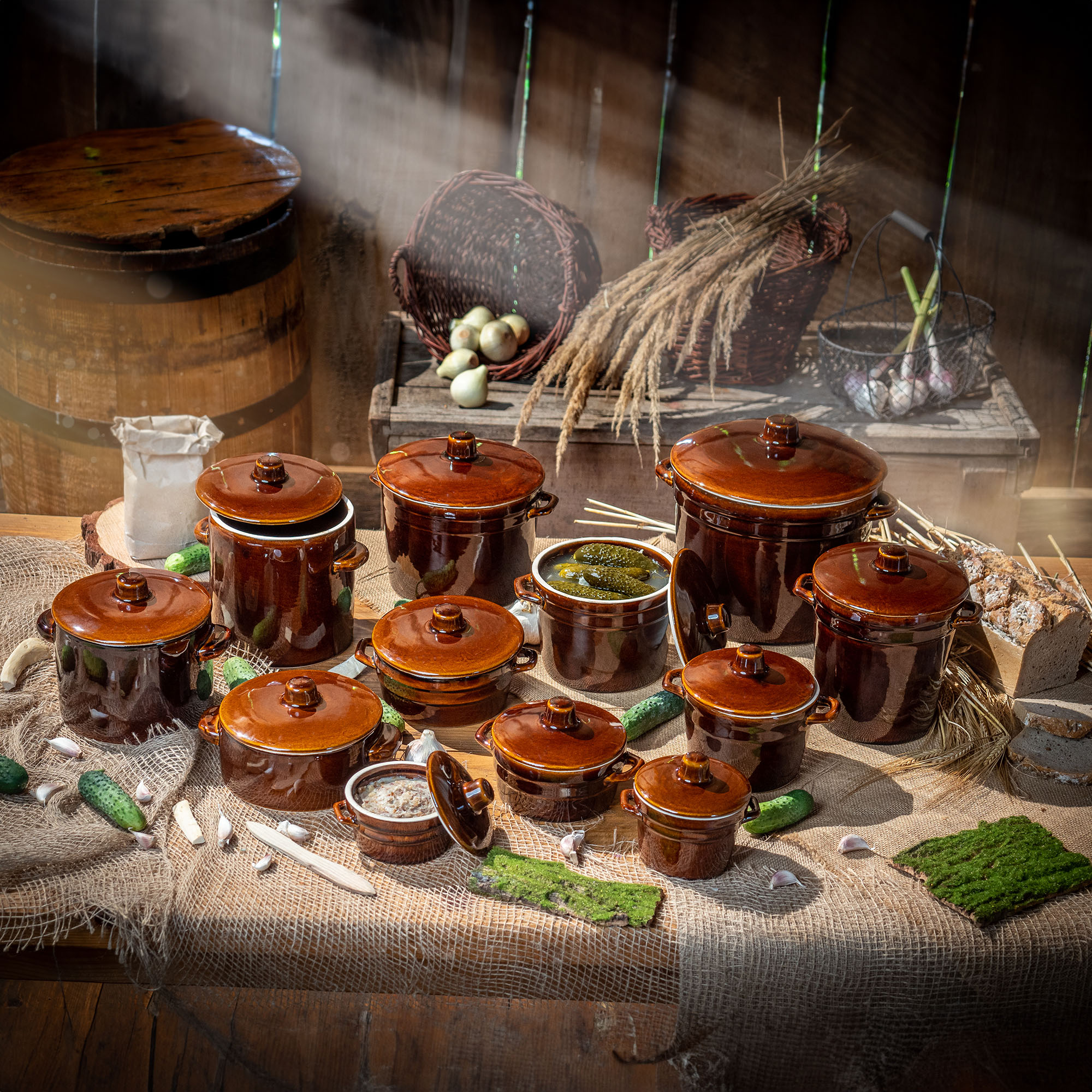 Garnek kamionkowy Athena 1.5L 15cm z pokrywką