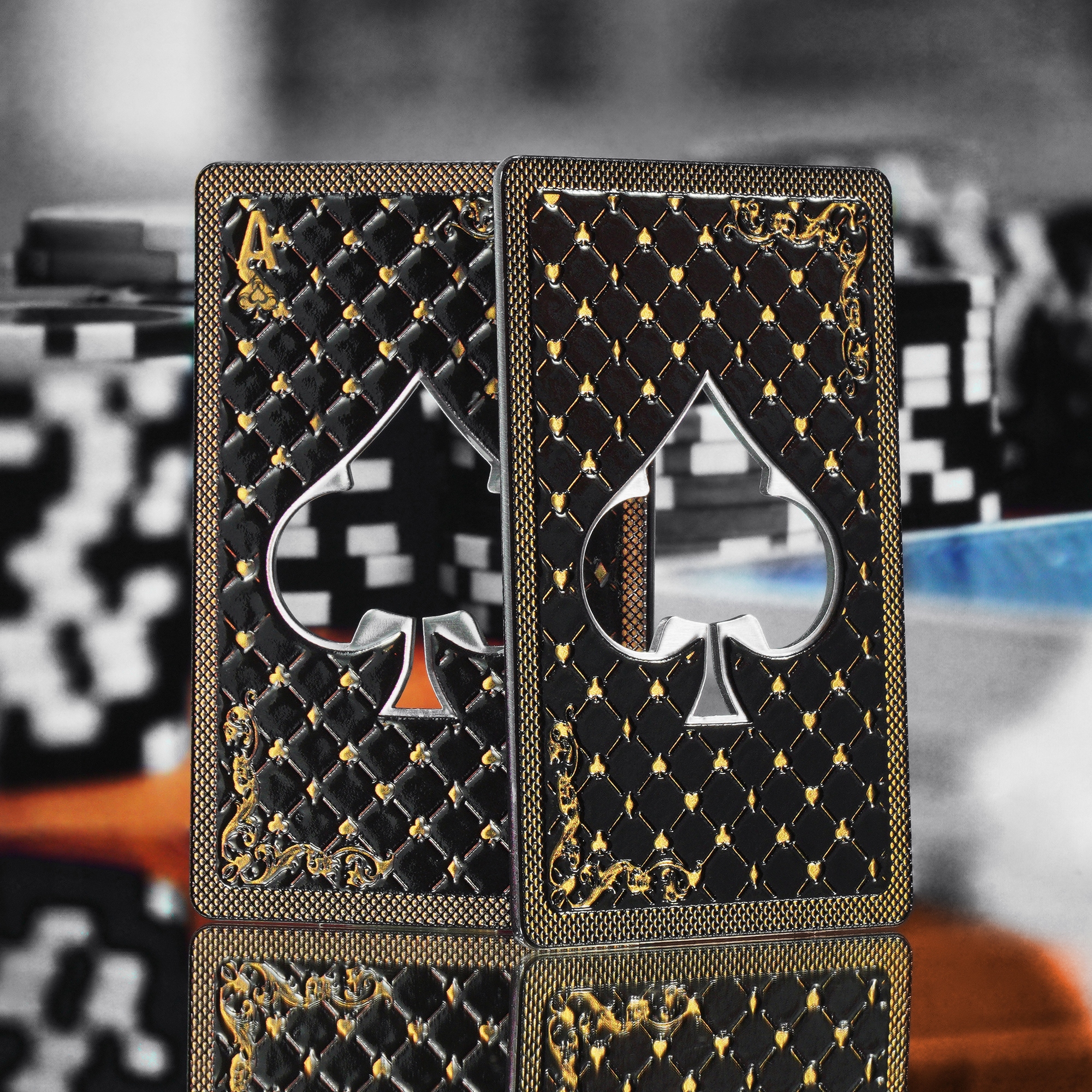 Otwieracz do butelek Lurs 8 cm czarny pik