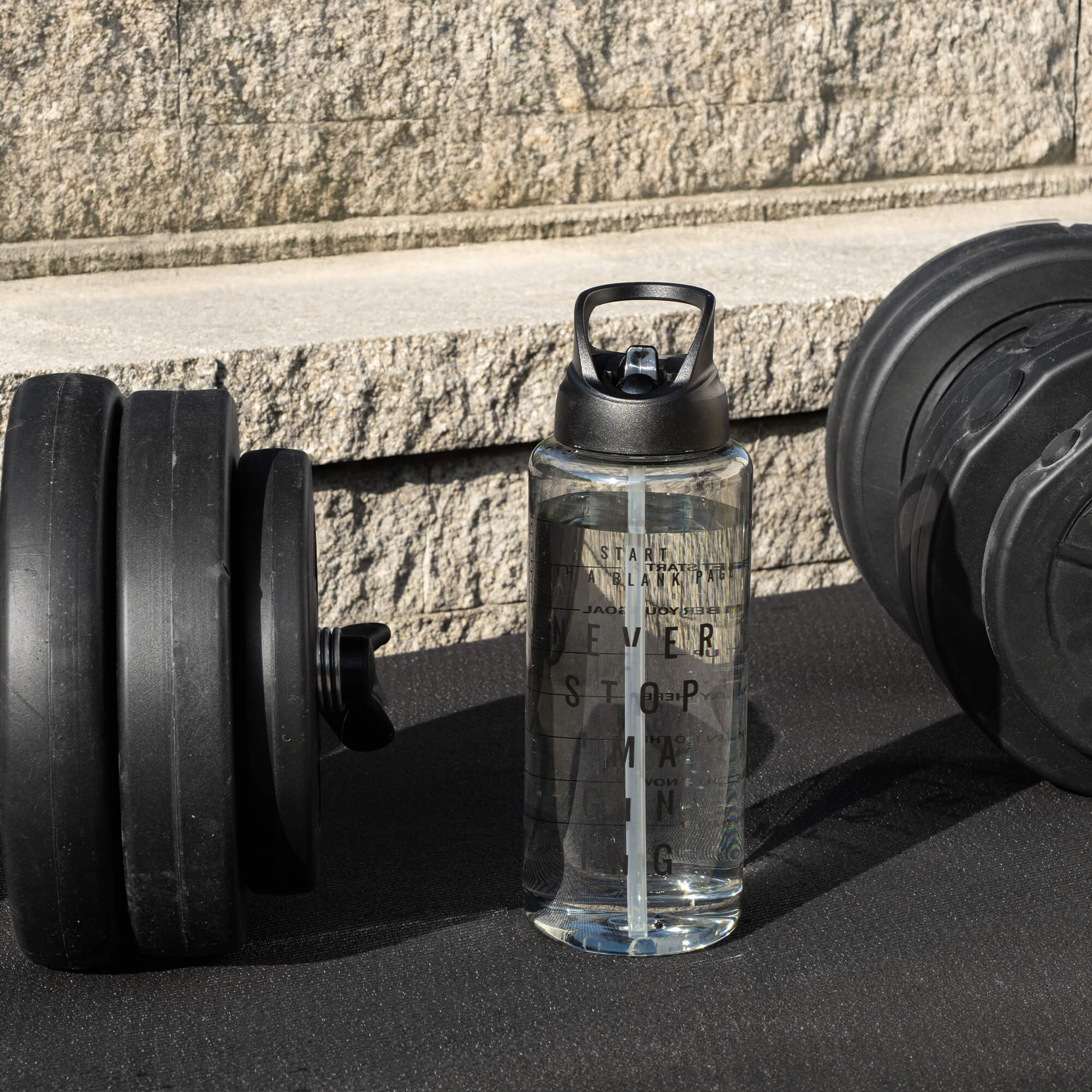 Butelka tritanowa na wodę Soave 1L czarna