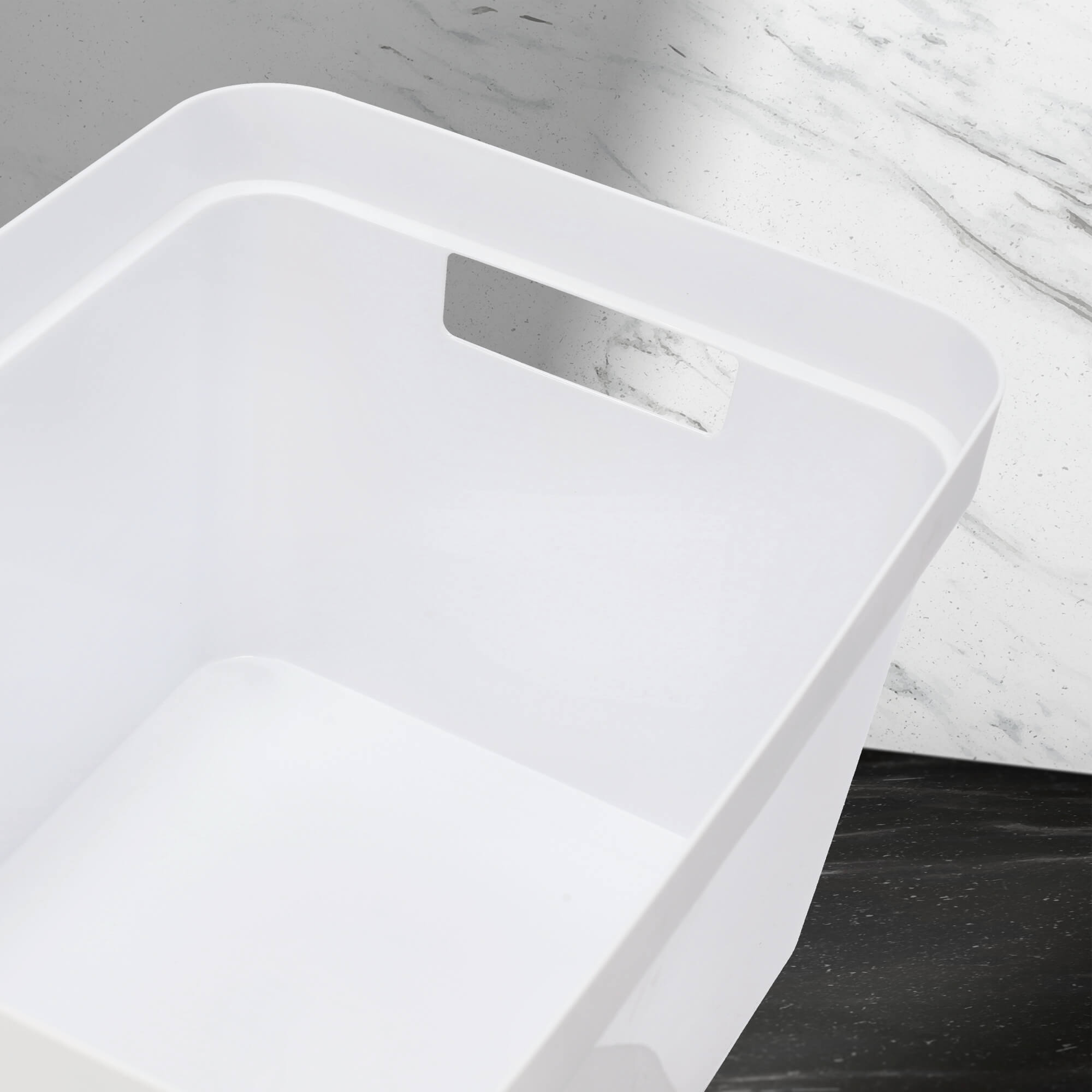 Pojemnik z pokrywką Curver Infinity 45L, biały