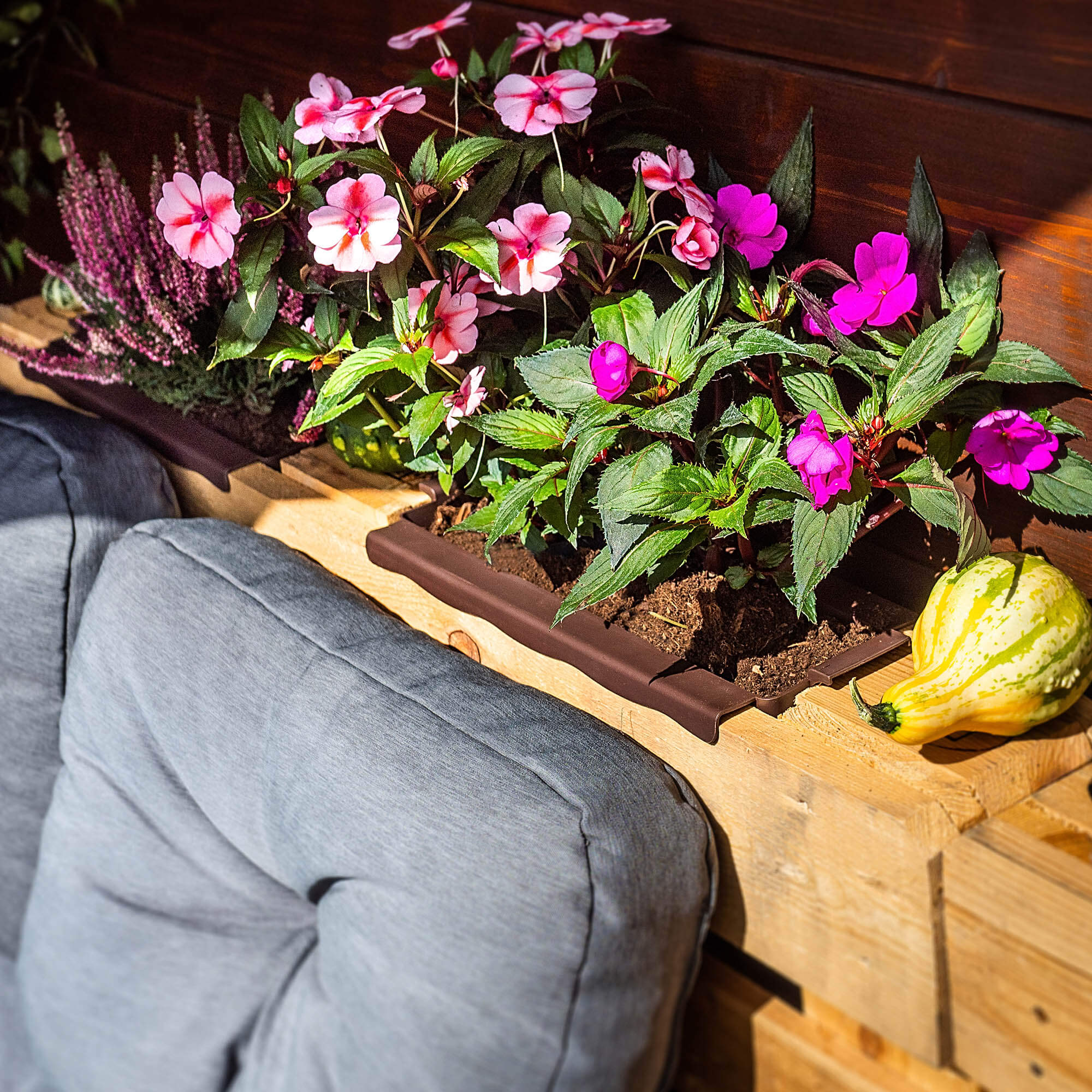 Doniczka do europalet Veere 40.5 cm brązowa 16 szt.