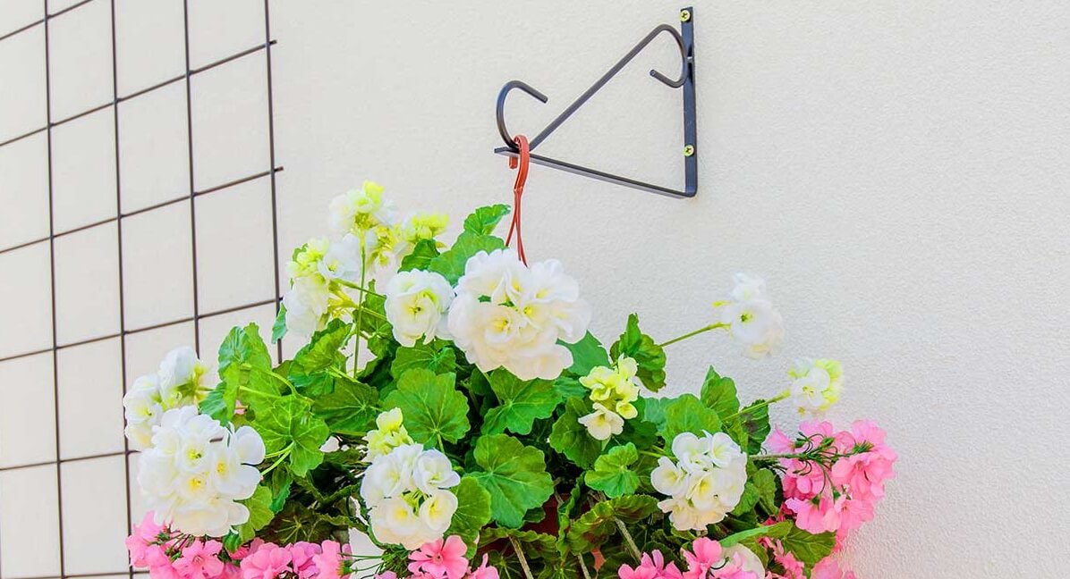 Uchwyt ścienny na doniczki 31 x 20 cm, czarny