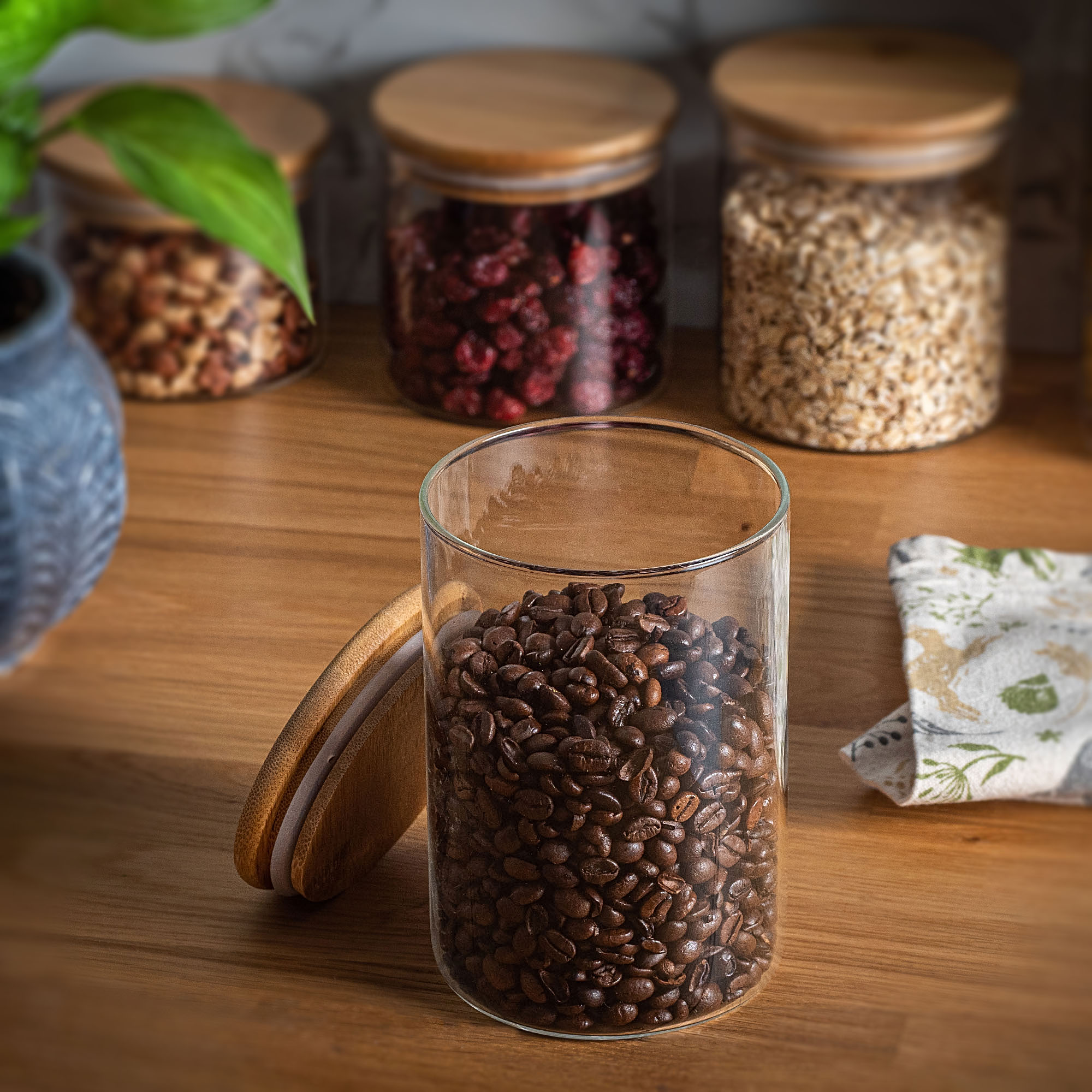 Pojemnik szklany Piney z bambusową pokrywką 1040ml