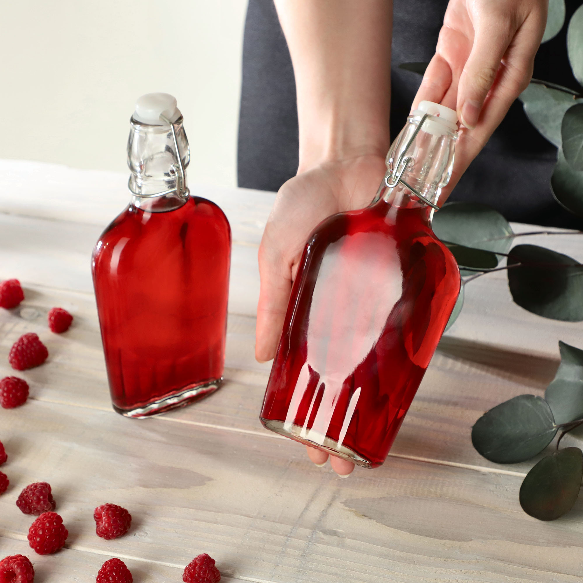 Butelka płaska z korkiem mechanicznym Preci 250 ml 6 szt.