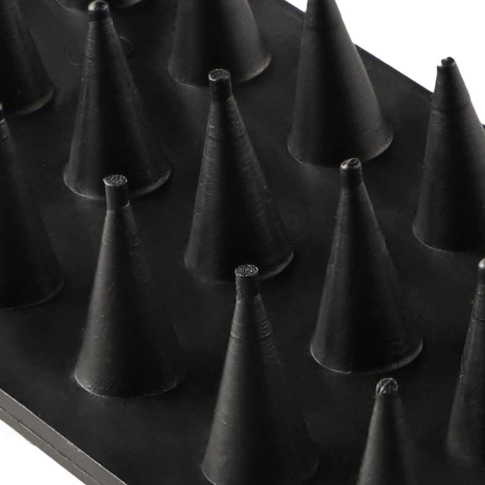 Plastikowe kolce Tosta przeciw ptakom 4,5 x 50 cm czarne 30 szt.