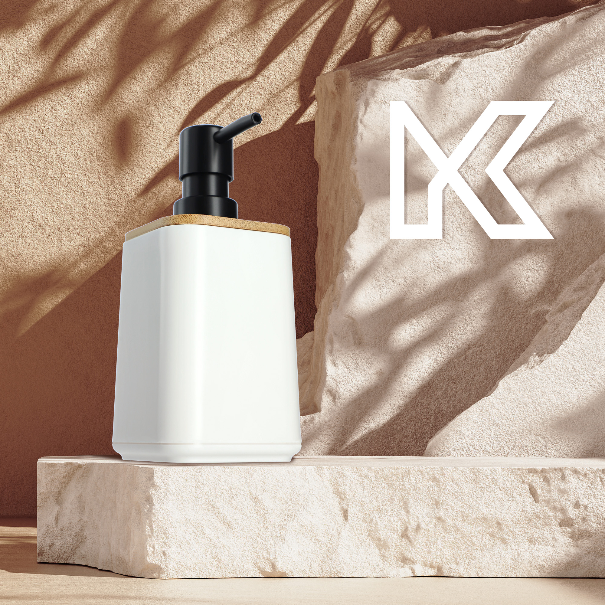 Dozownik na mydło z pompką Carrara, biały