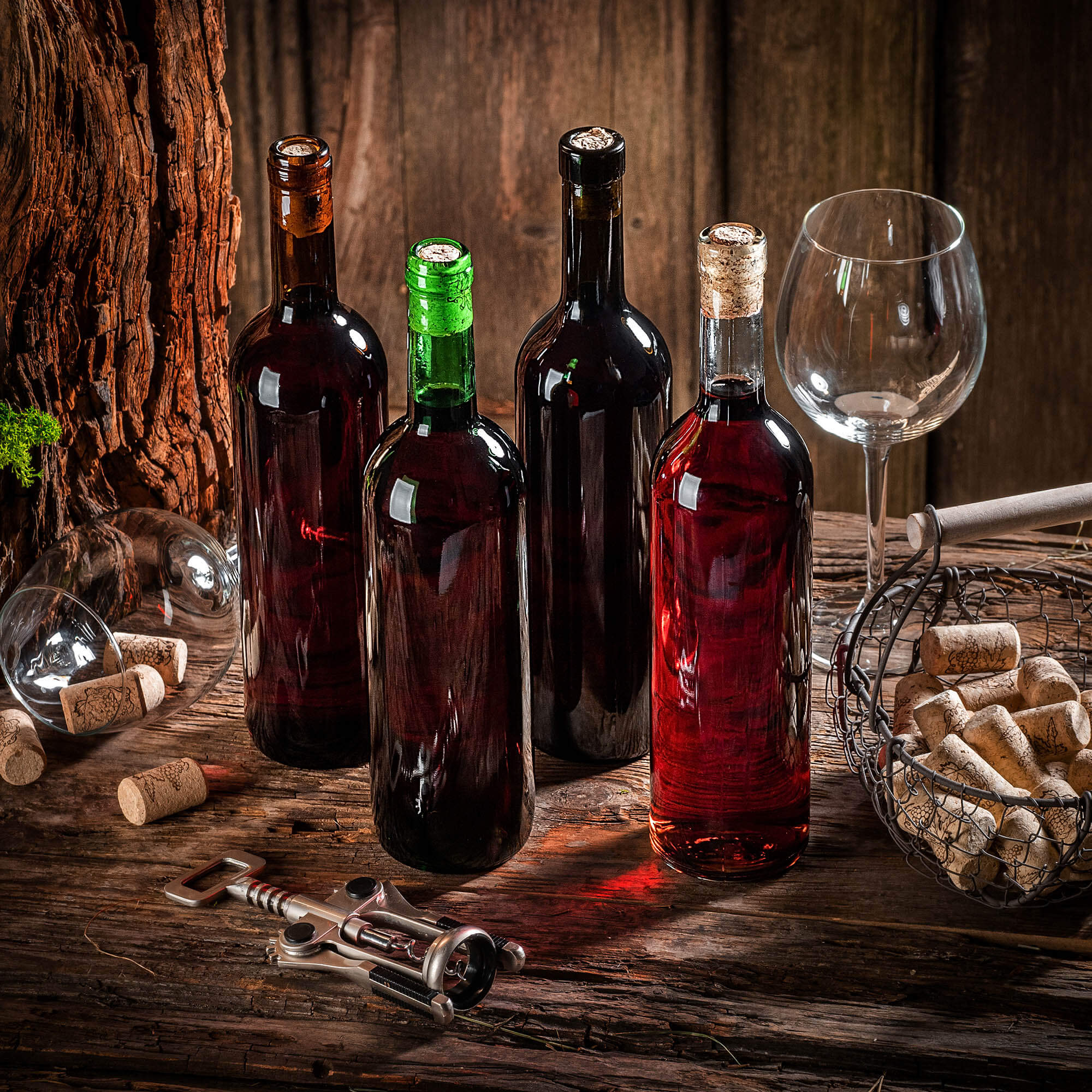 Butelka na wino Biagio 750ml zielona z korkiem aglomerowanym 10 szt.