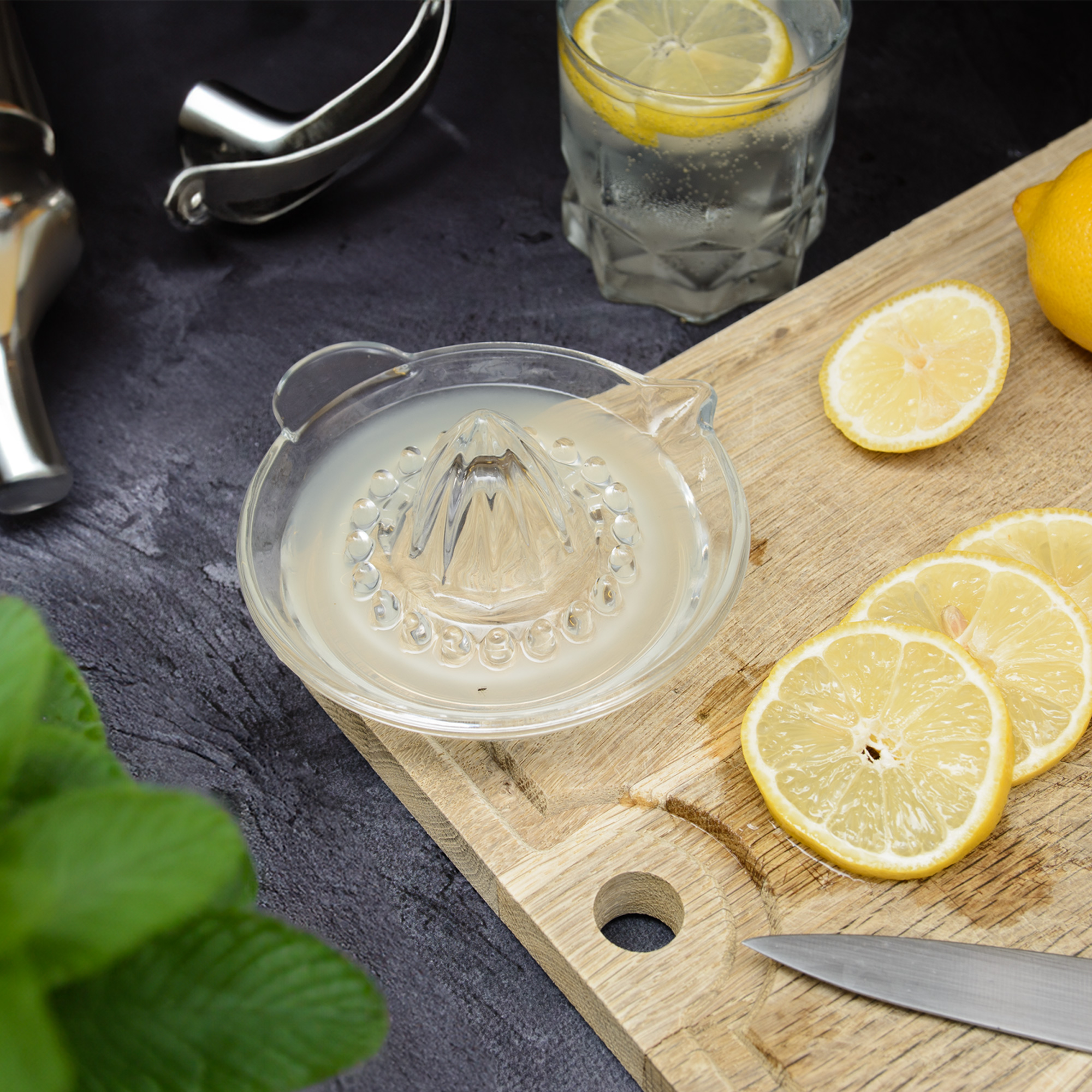 Szklany ręczny wyciskacz do cytrusów Lavra