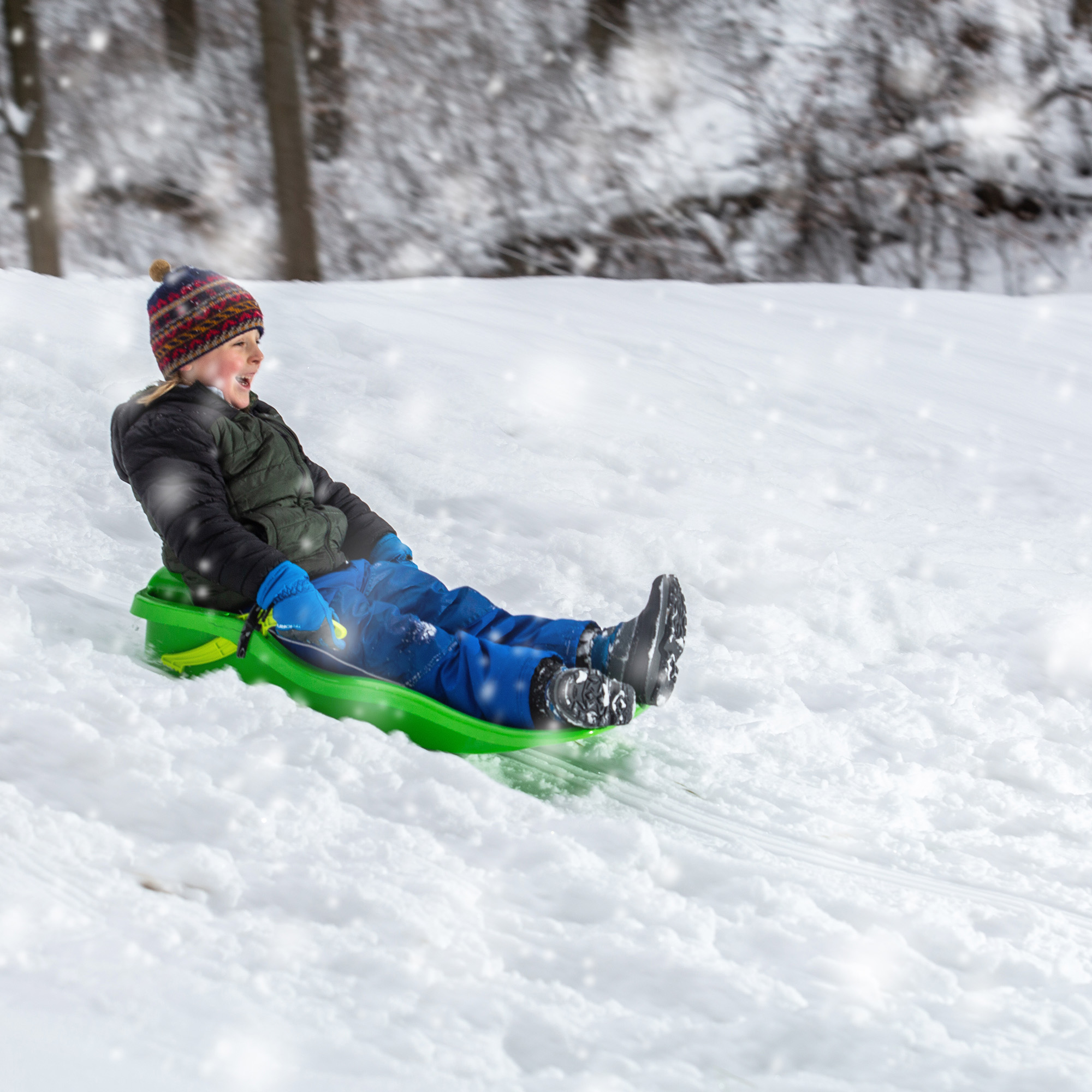 Sanki plastikowe z rączkami, hamulcem i linką, zielone