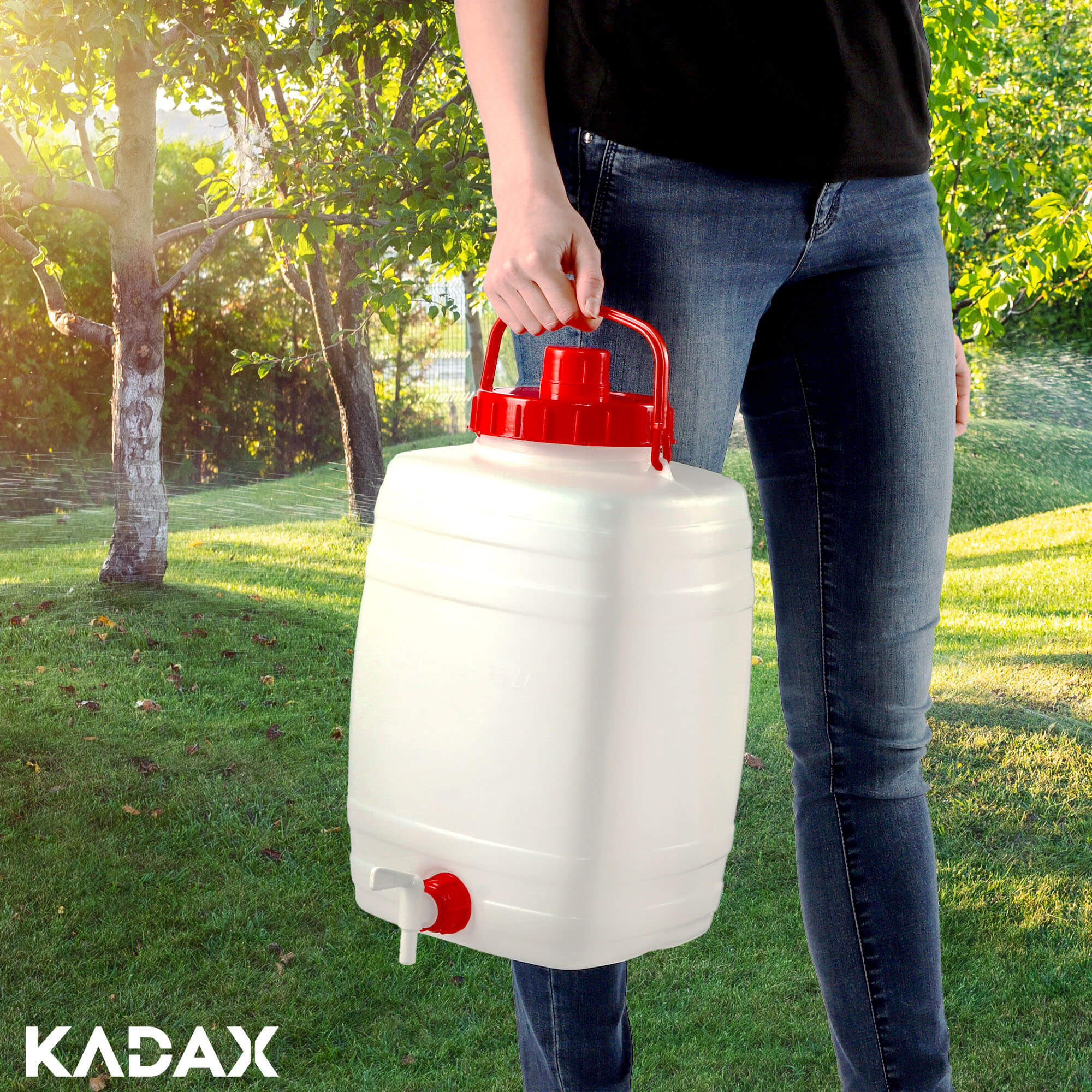 Plastikowa beczka z kranikiem Asele na wodę 15L