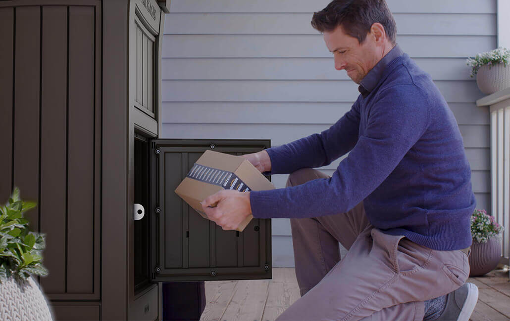 Skrzynka na paczki i listy Curver 62 x 112 cm