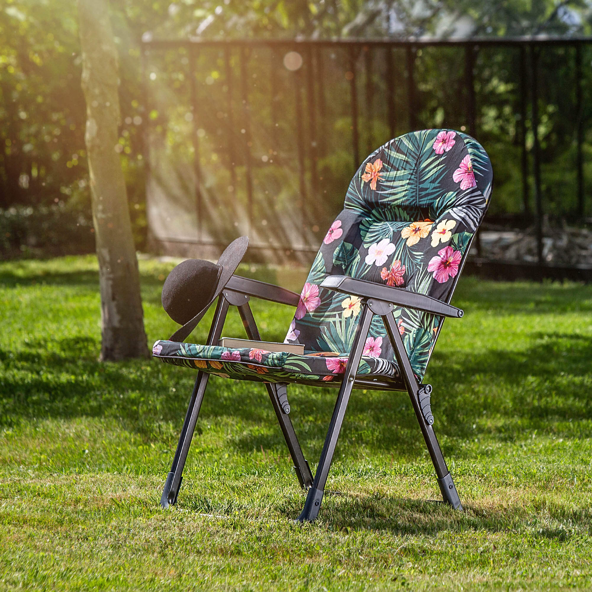 Leżak ogrodowy Soller 116 x 70 cm "Zielone kwiaty"