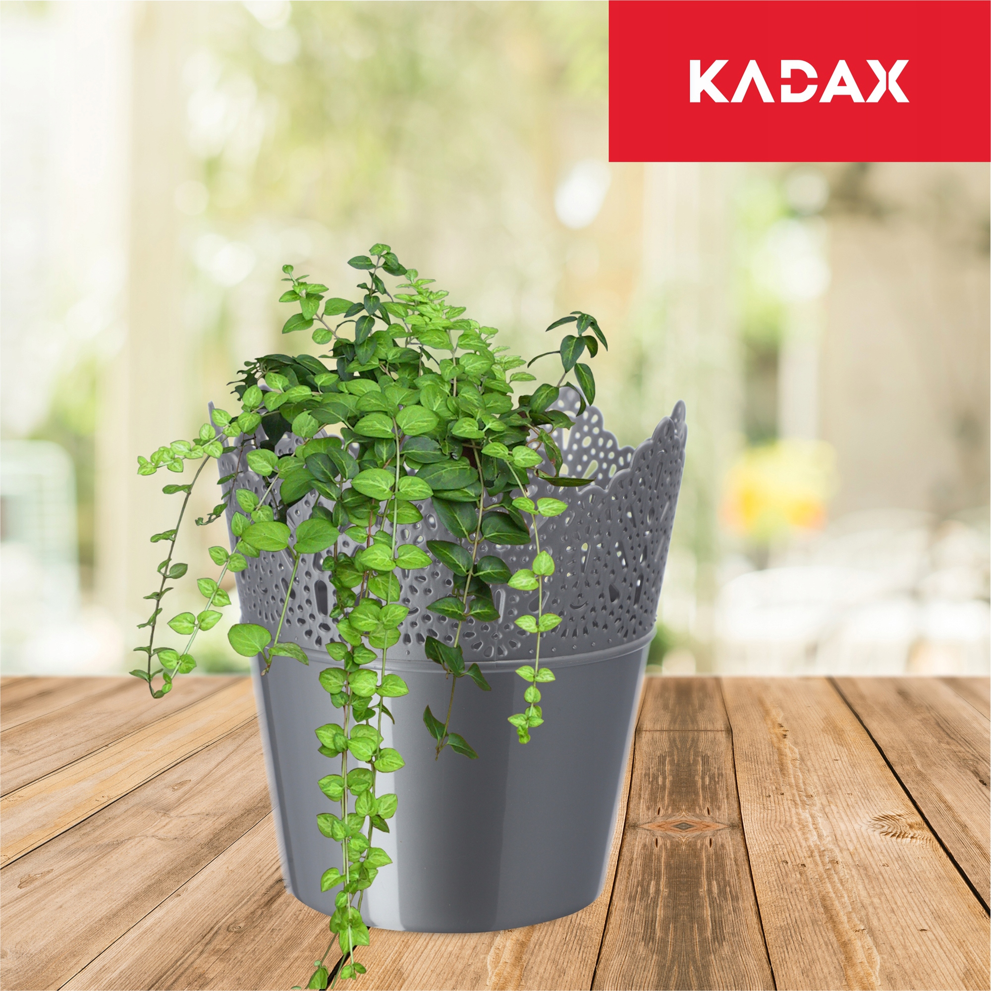 Doniczka Calade na kwiaty z koronką 16 x 18 cm, srebrna