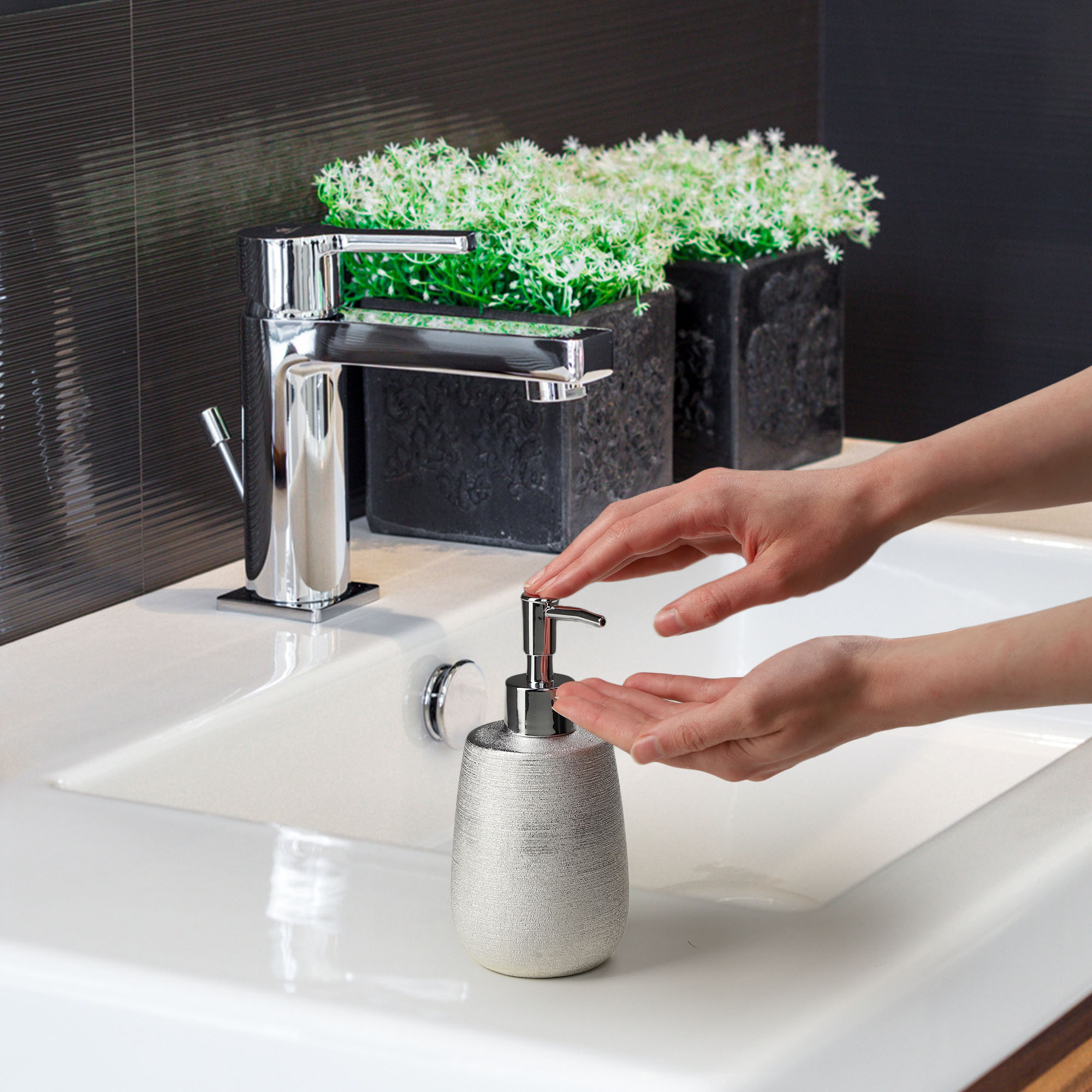 Dozownik na mydło Bari, srebrny