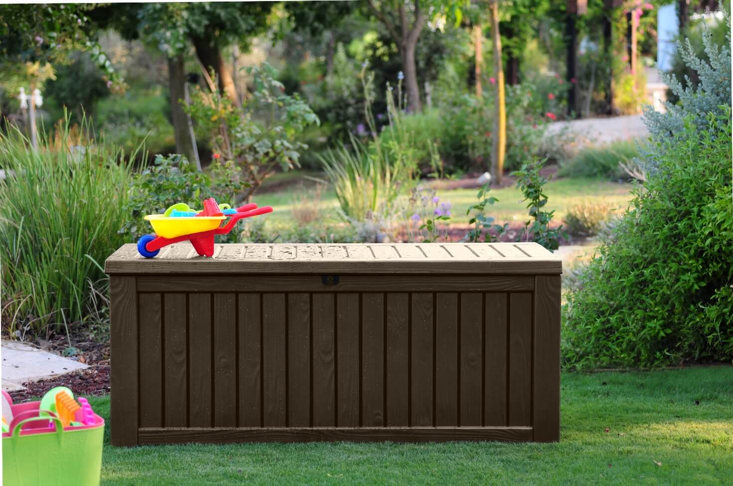 Skrzynia ogrodowa Keter Rockwood Storage Box 570L, brąz