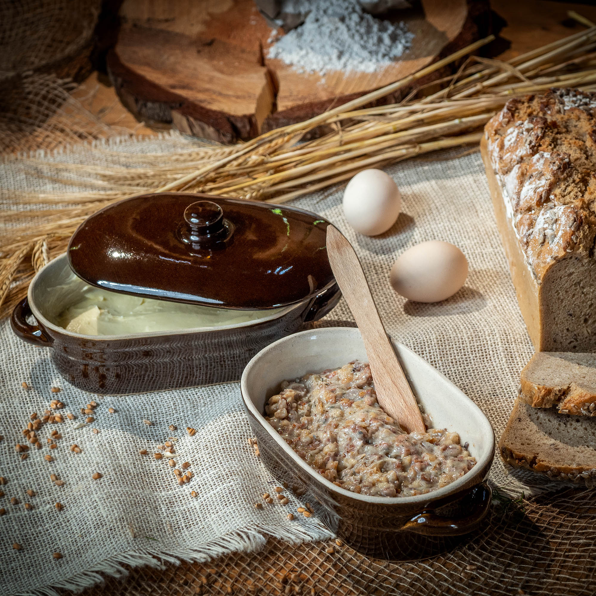 Garnek owalny kamionkowy Athena 1L, z pokrywką