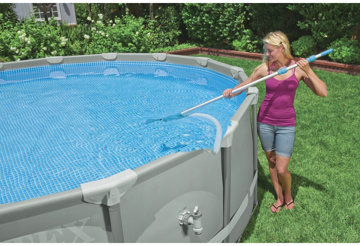 Zestaw do czyszczenia basenu de Lux Intex 28003