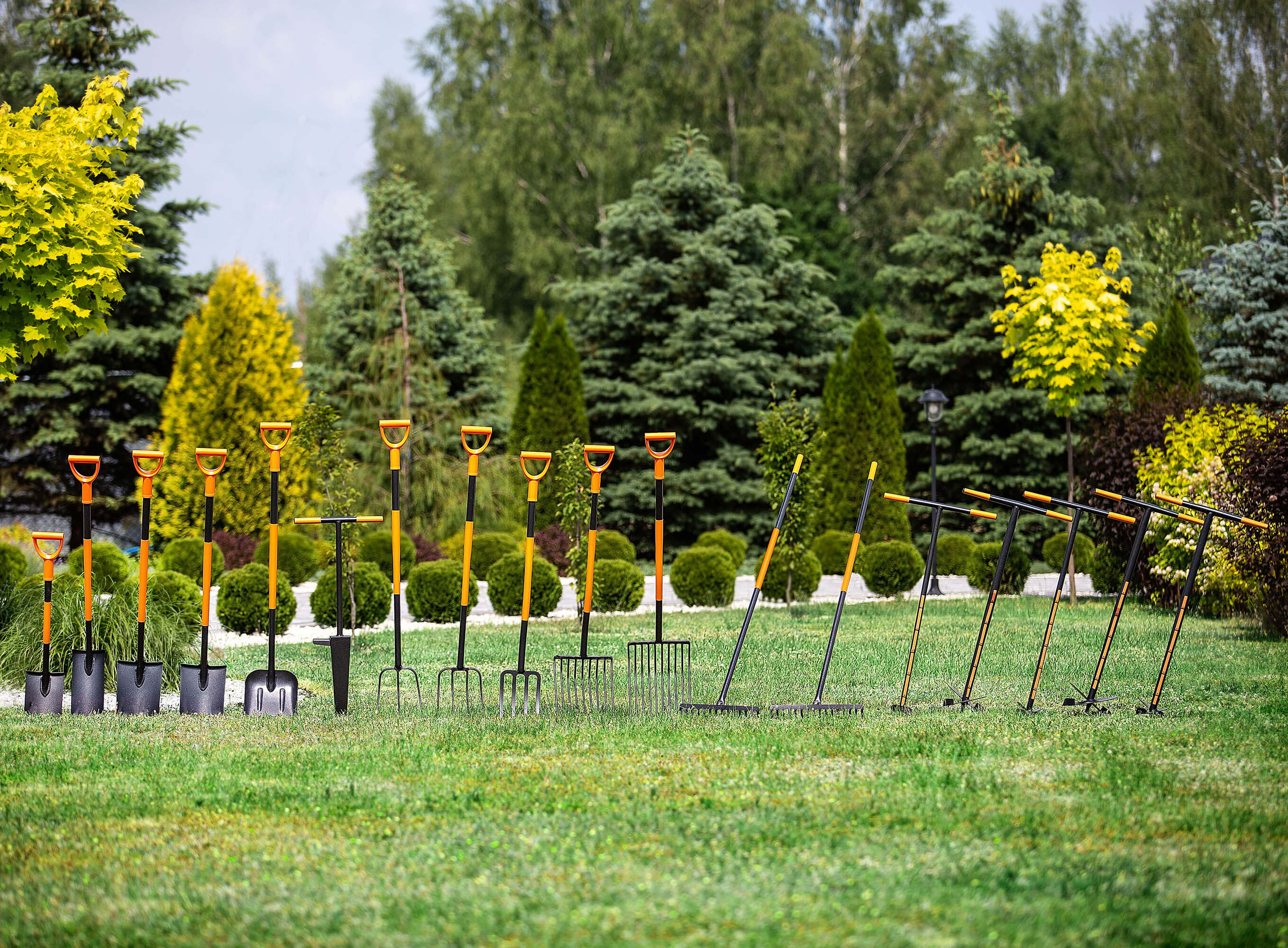 Kostur ze stopką 92 x 39 cm, grafit