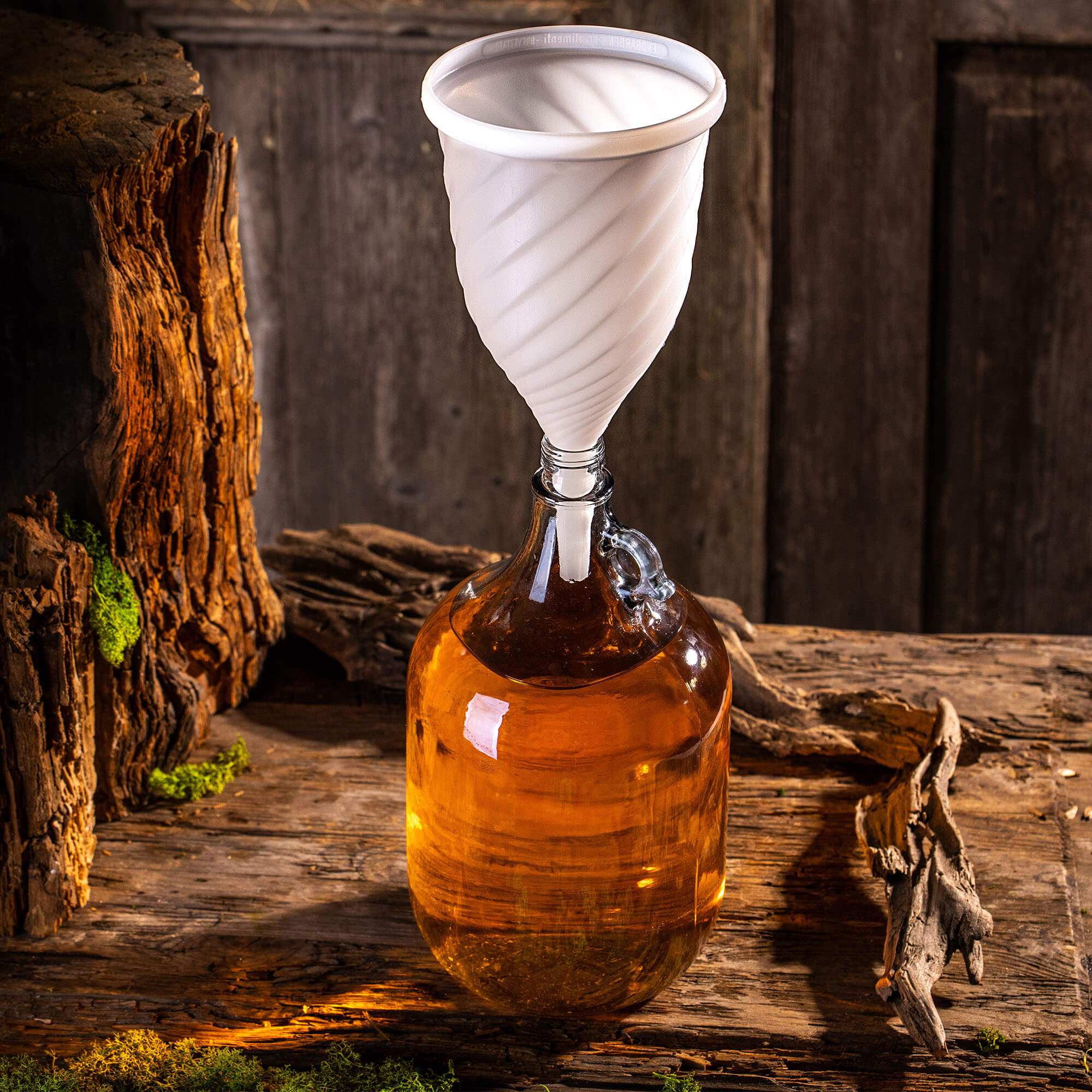 Lejek spiralny do filtracji Vinay 15.5 x 29 cm biały