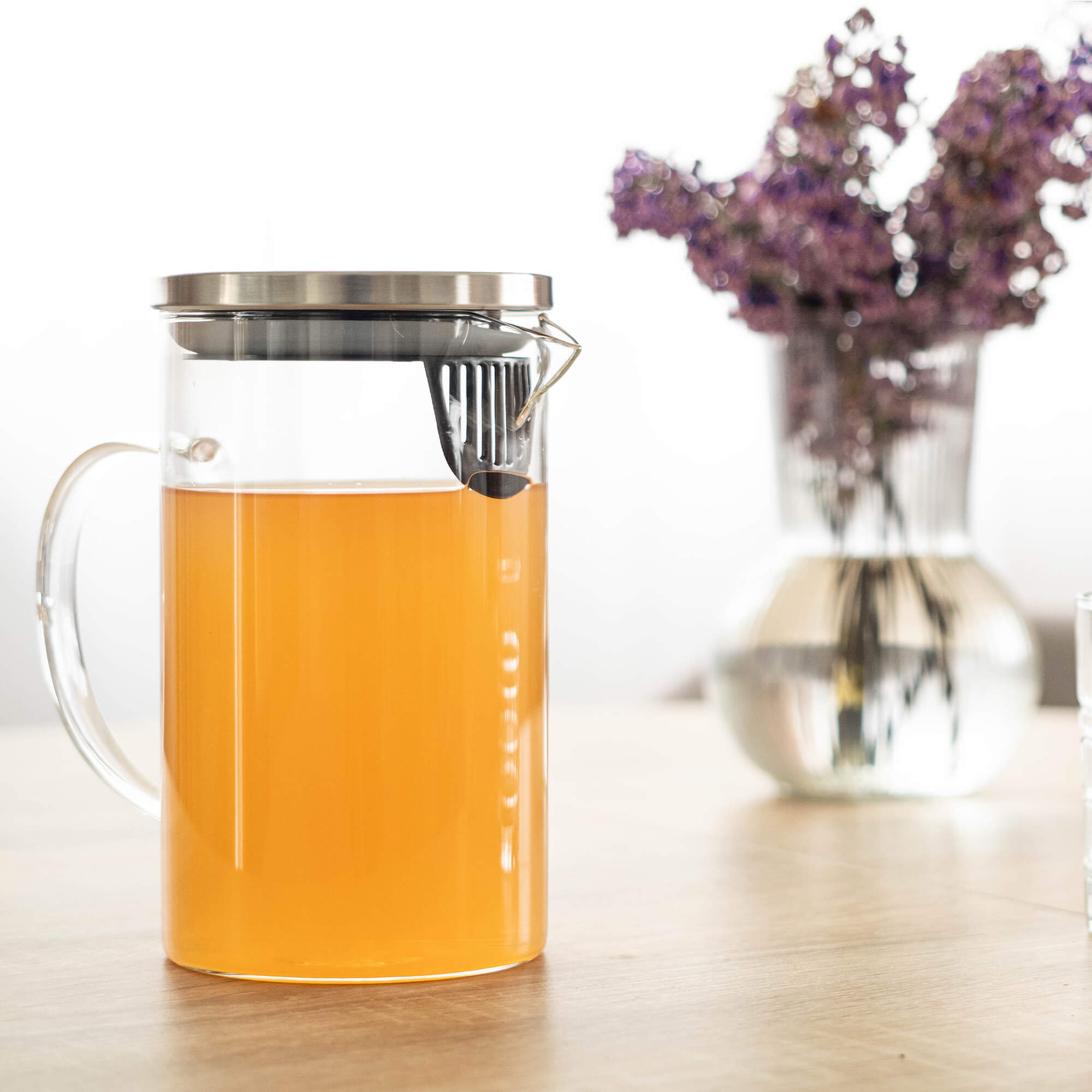 Dzbanek żaroodporny z sitkiem Gova 1L