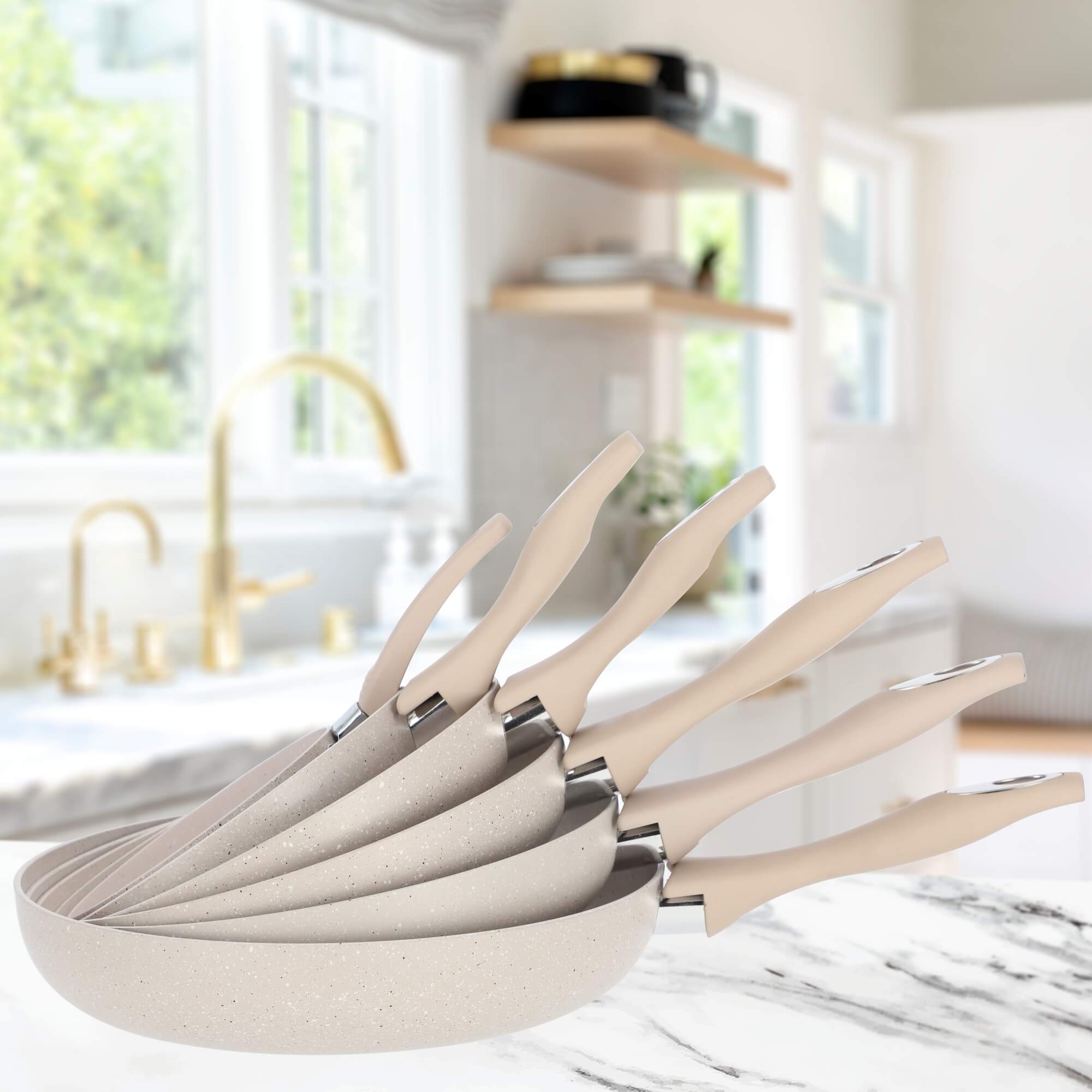 Patelnia z powłoką nieprzywierającą 28 cm