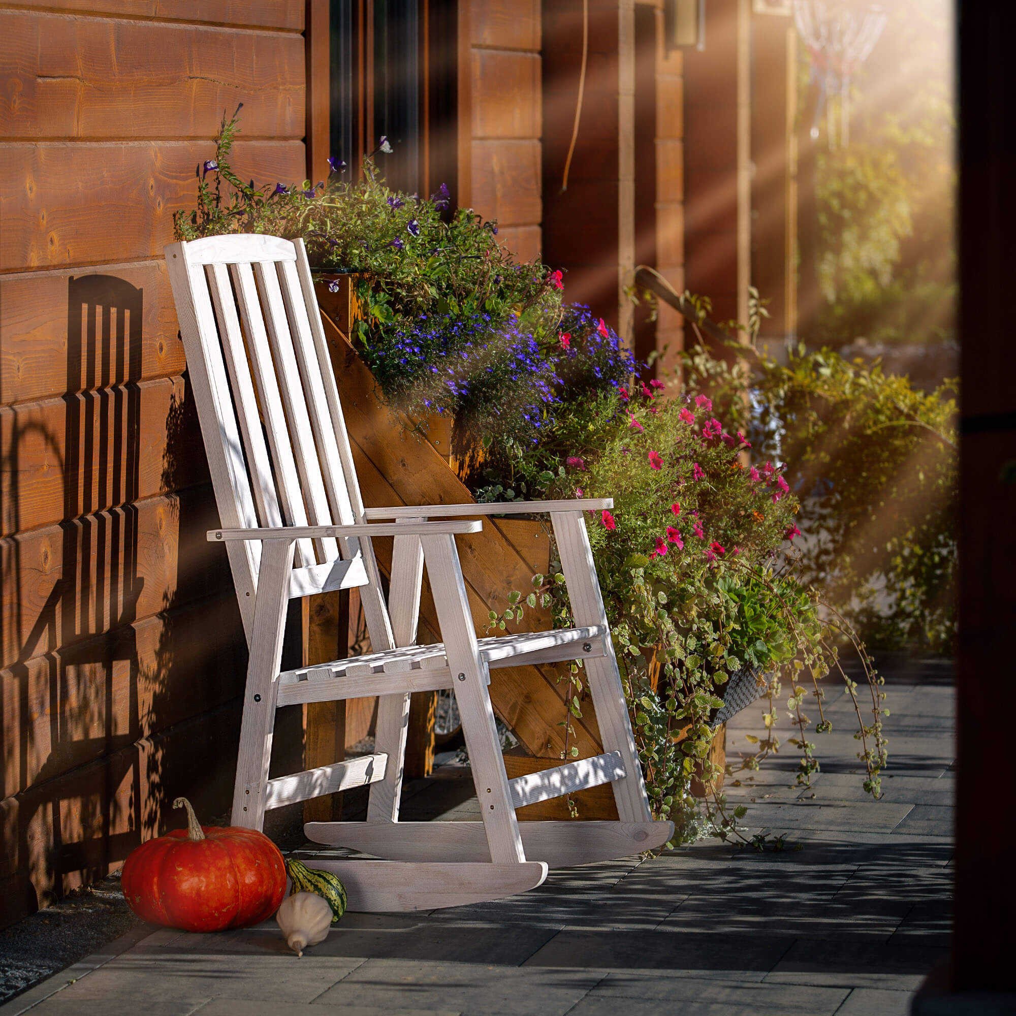 Fotel drewniany bujany Crenay biały