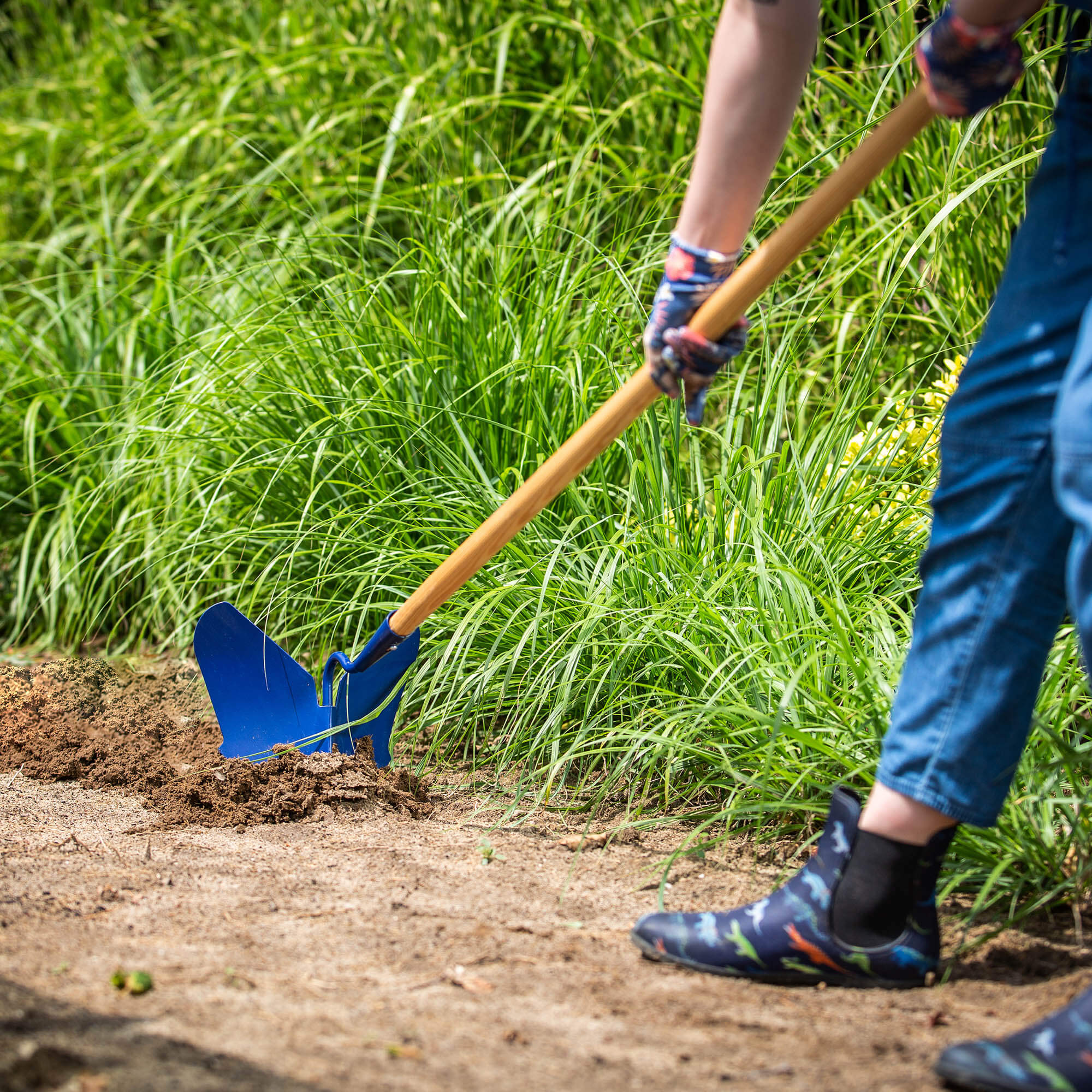 Obsypnik z trzonkiem Bleka 160 x 25 cm, niebieski