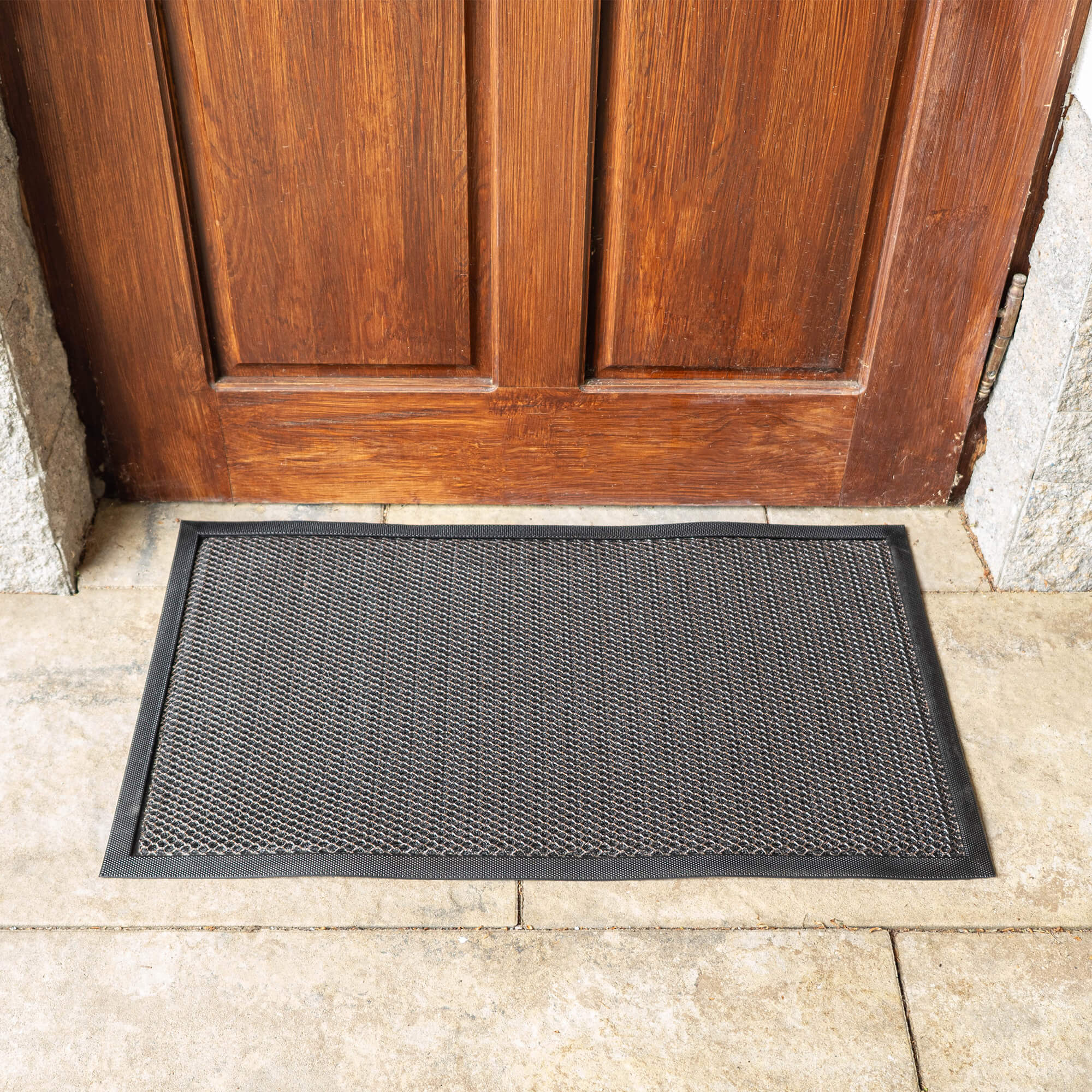 Wycieraczka pod drzwi Feyt 75 x 45 cm brązowa