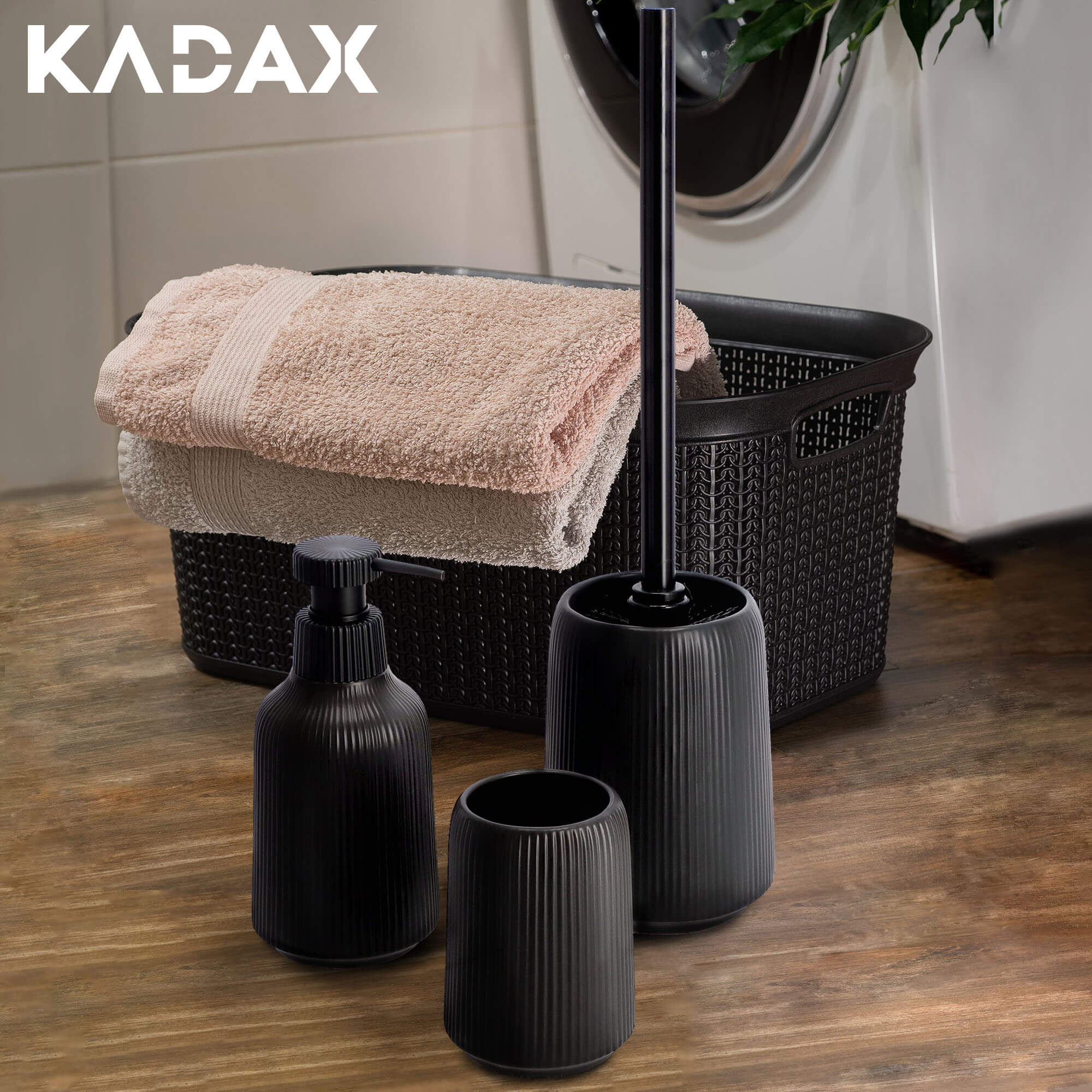 Szczotka do WC Mataro z pojemnikiem 41 cm, czarna