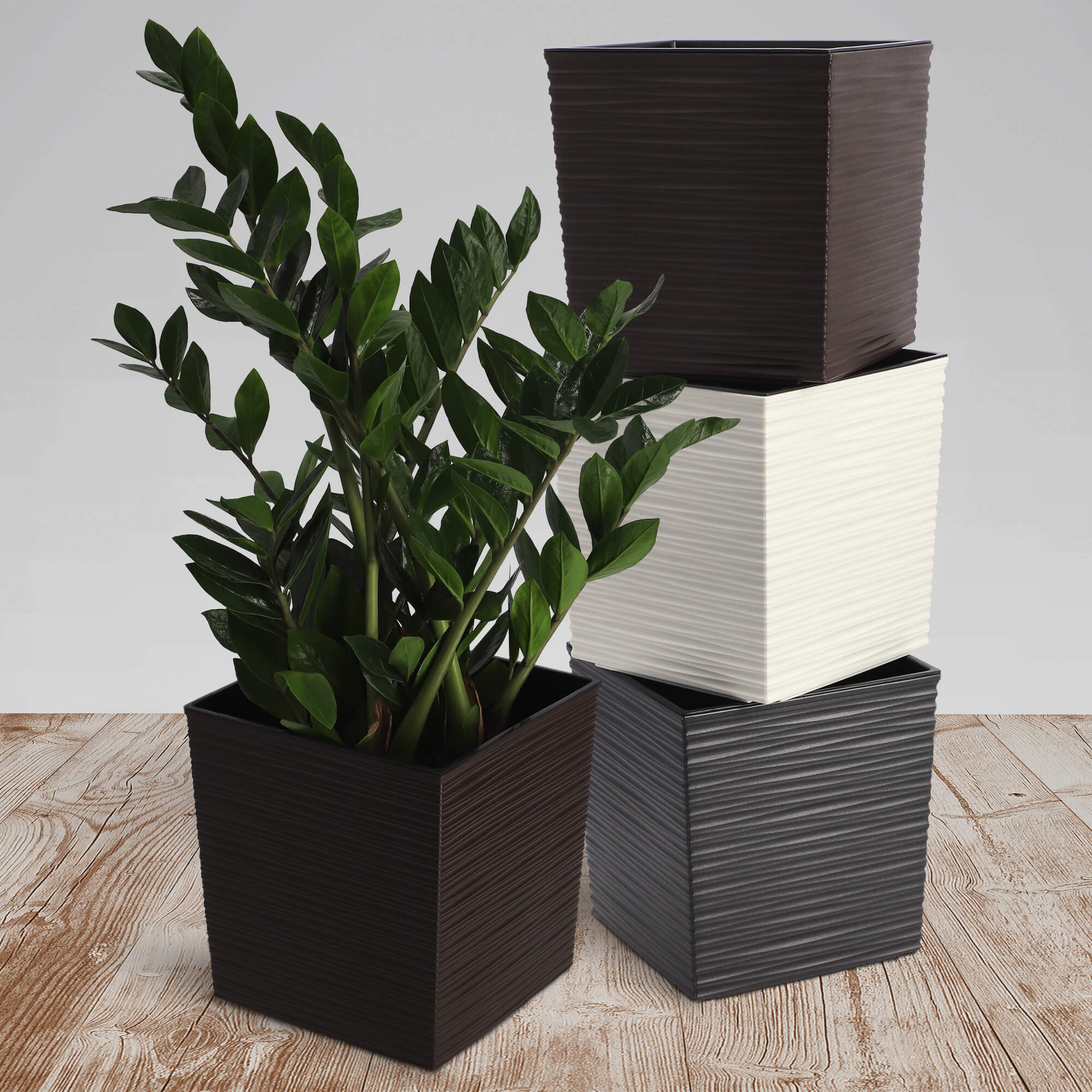 Donica na kwiaty Tres z wkładem dłuto 19 cm, mokka