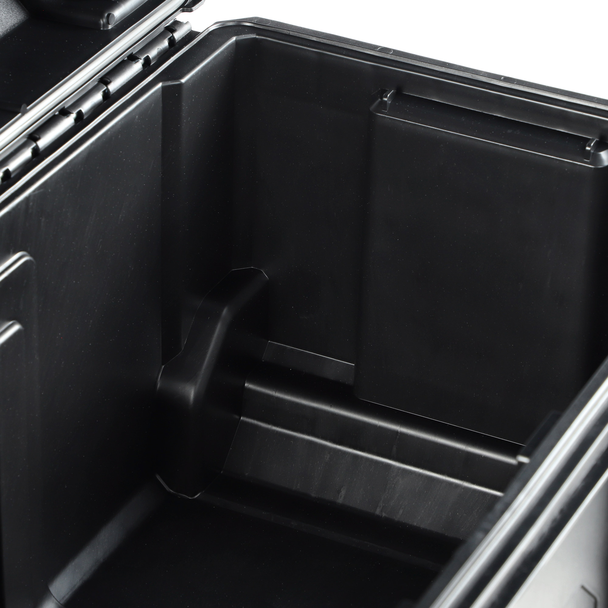 Skrzynka narzędziowa na kółkach Keter Gear czarna