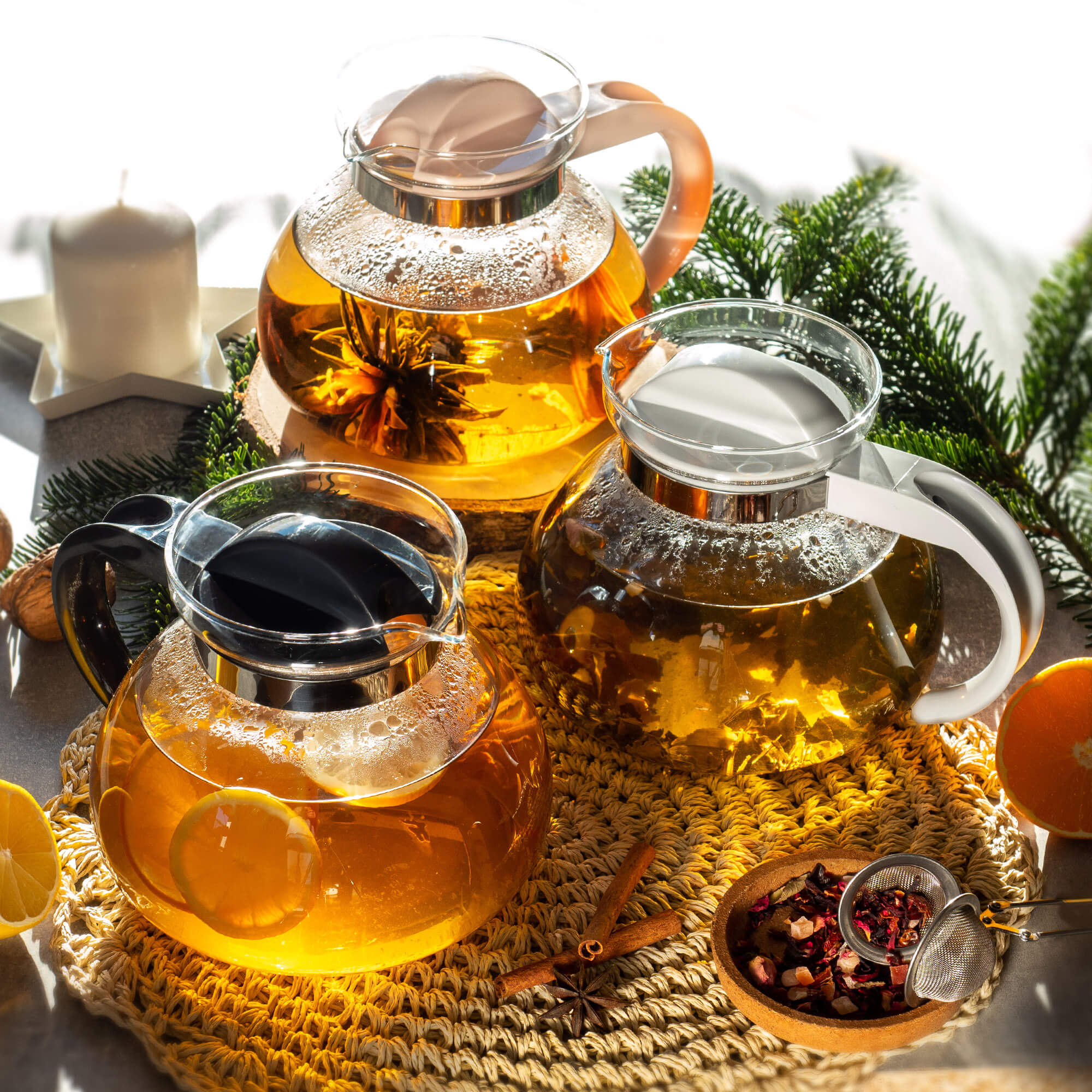 Dzbanek do herbaty z pokrywką 1.9L biały