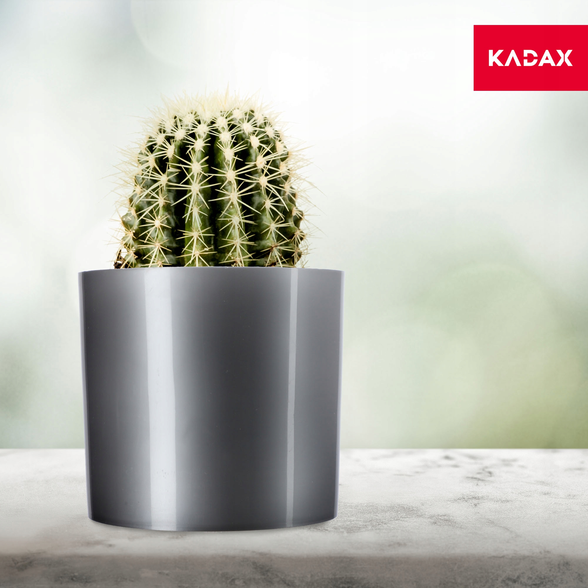 Doniczka na kwiaty okrągła Figari 12 cm, srebrna