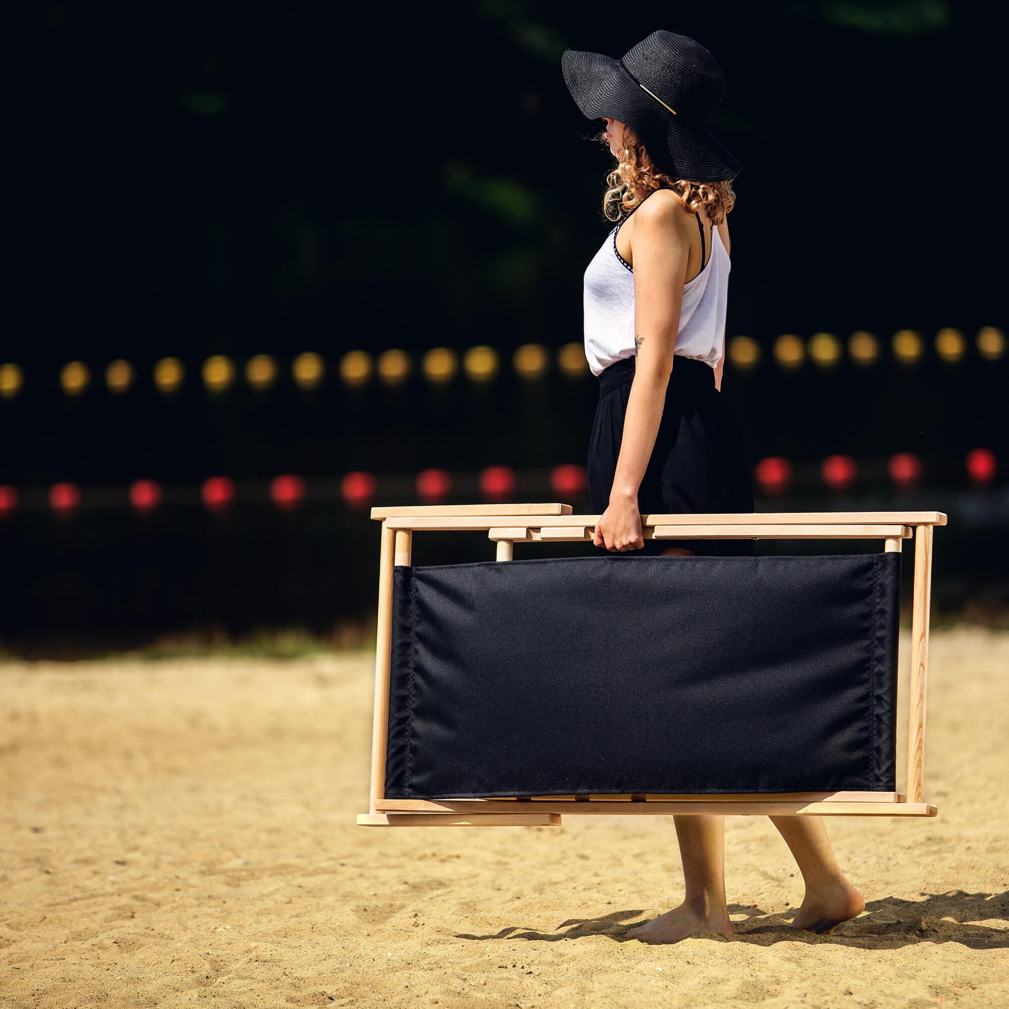 Leżak drewniany Tulon 80 x 63 cm czarny