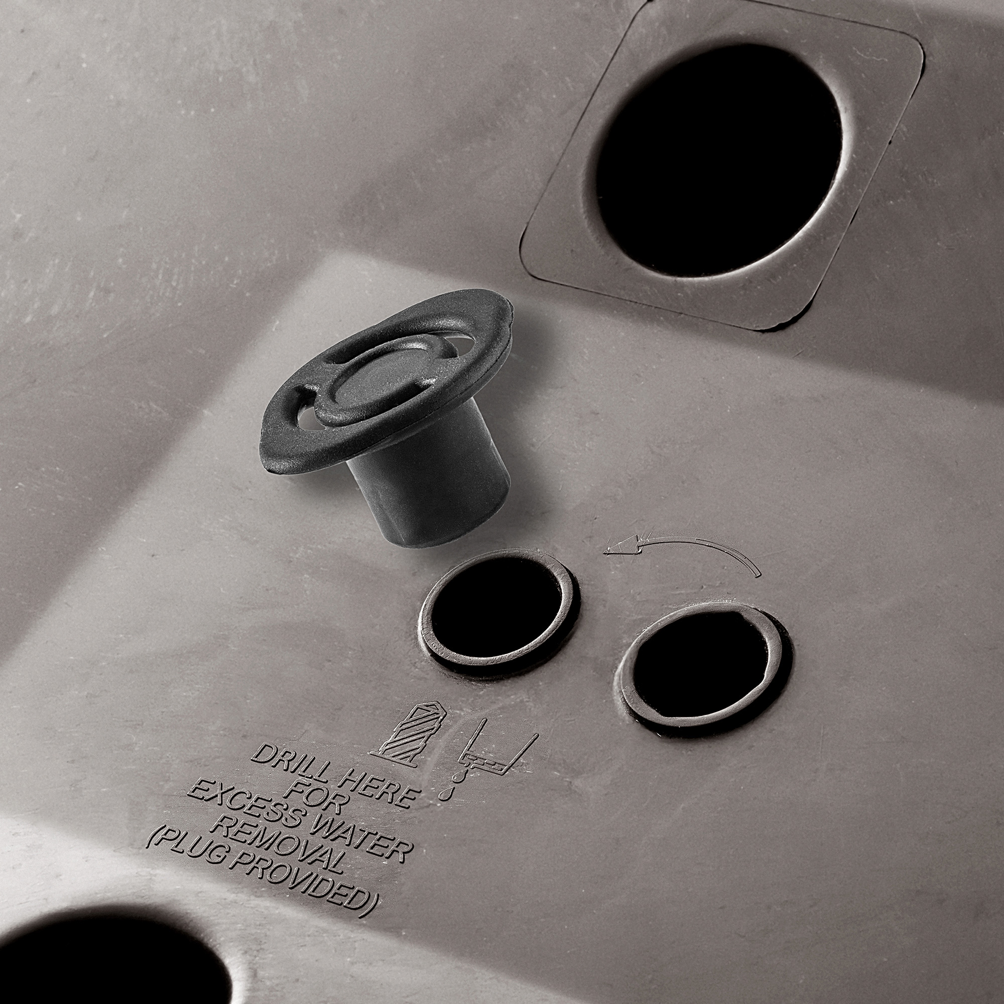 Doniczka z systemem nawadniania Trikala 80 cm, ciemny brąz