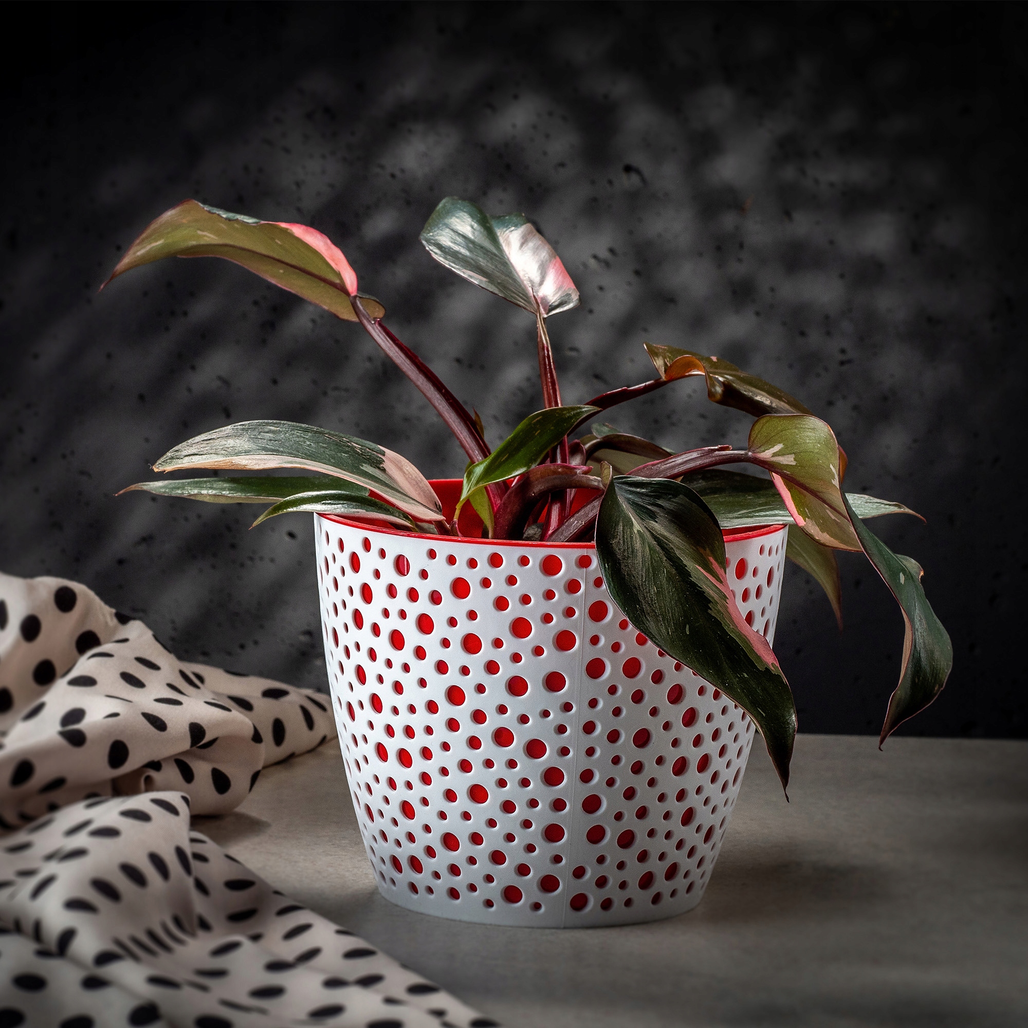 Doniczka na kwiaty Casini 11 cm, czerwona