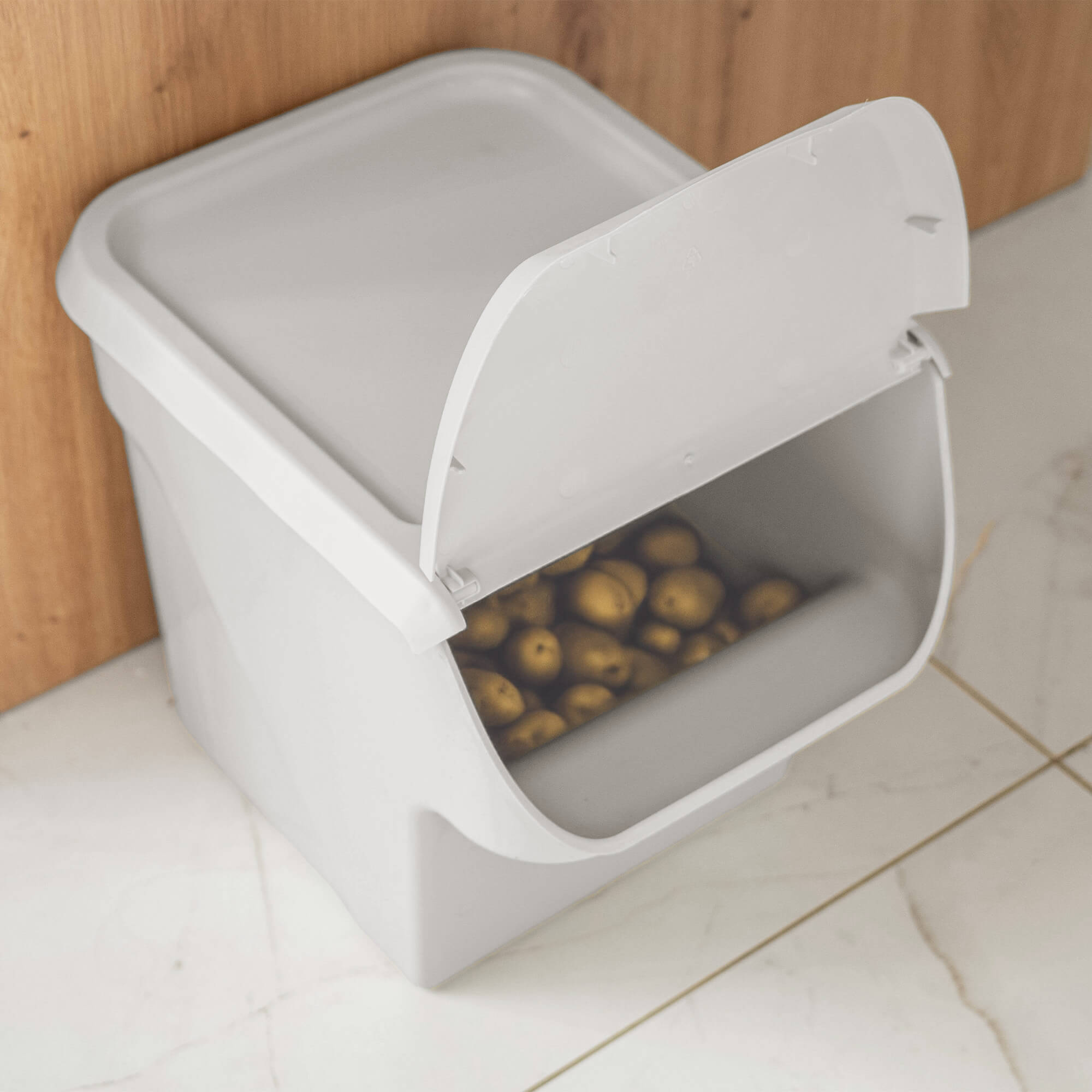 Pojemnik kuchenny z klapą Salice 13L biały