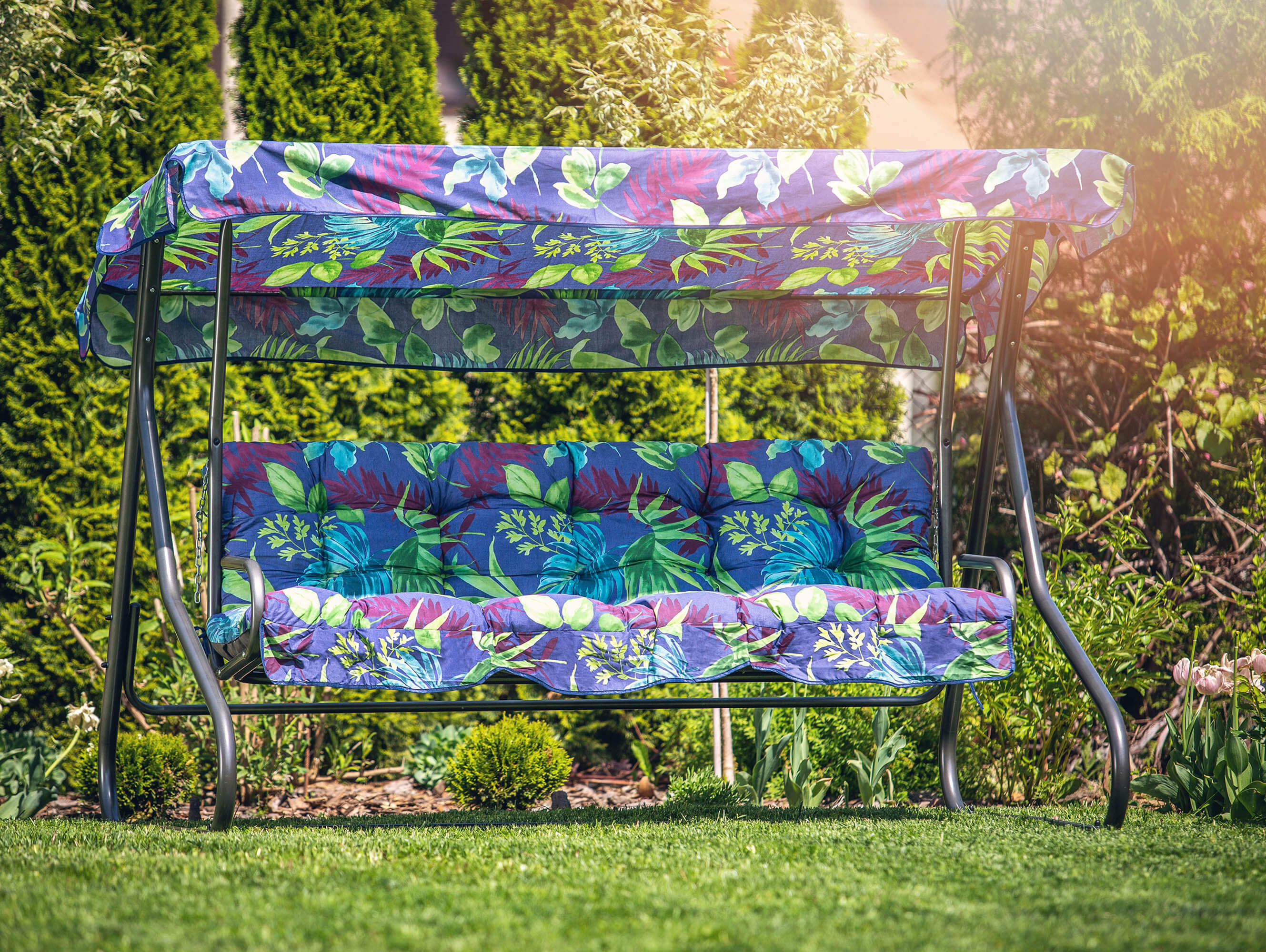 Huśtawka ogrodowa z daszkiem 208 x 159 cm, liście