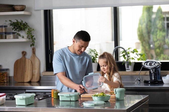 Pojemnik na żywość okrągły 1L Curver Smart Eco, zielony