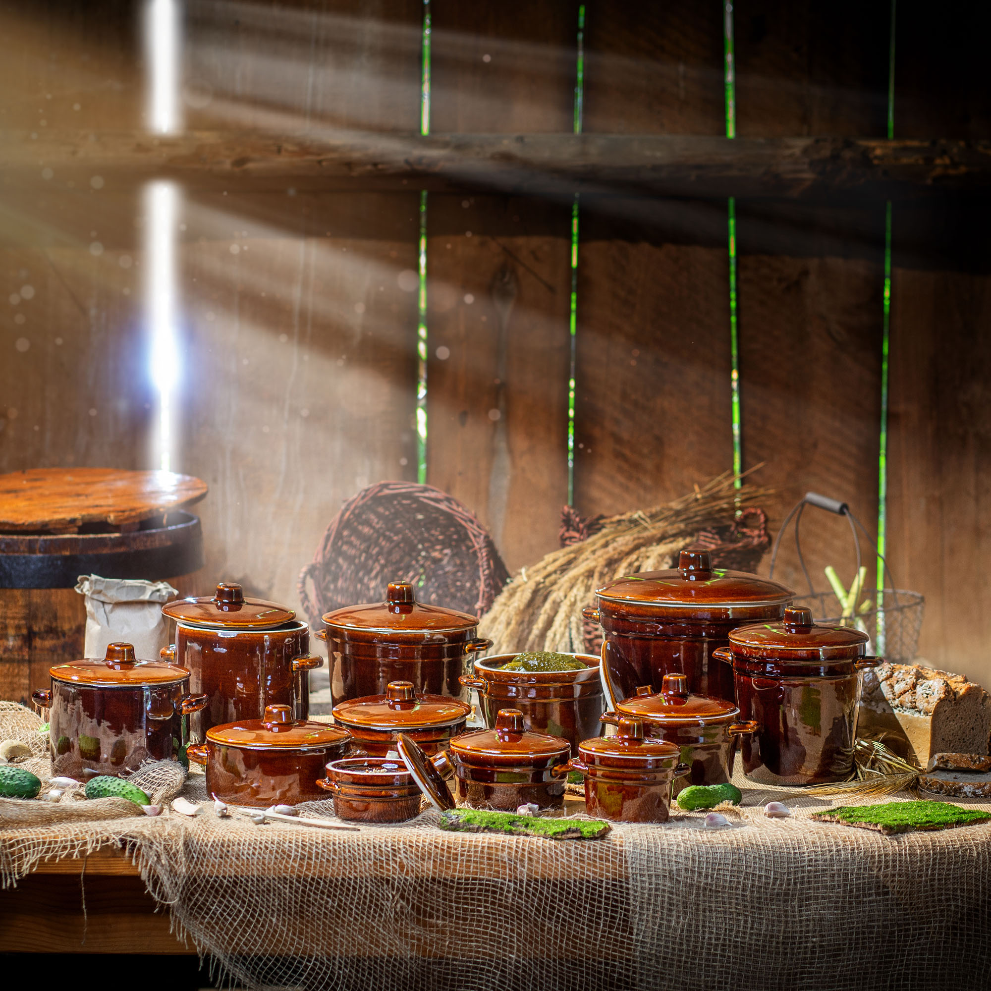 Garnek kamionkowy Athena 1.5L 15cm z pokrywką