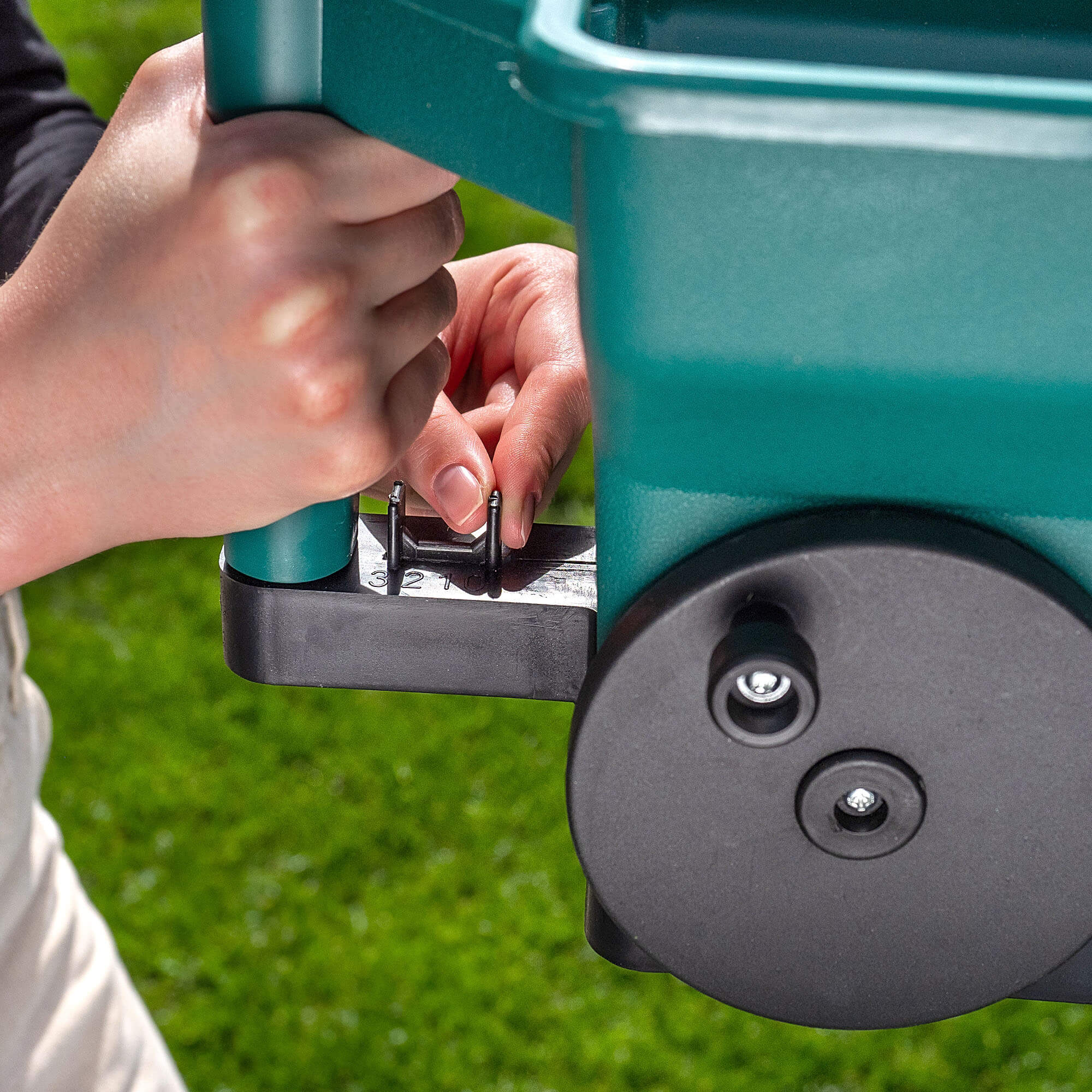 Siewnik ręczny Souge 3L zielony