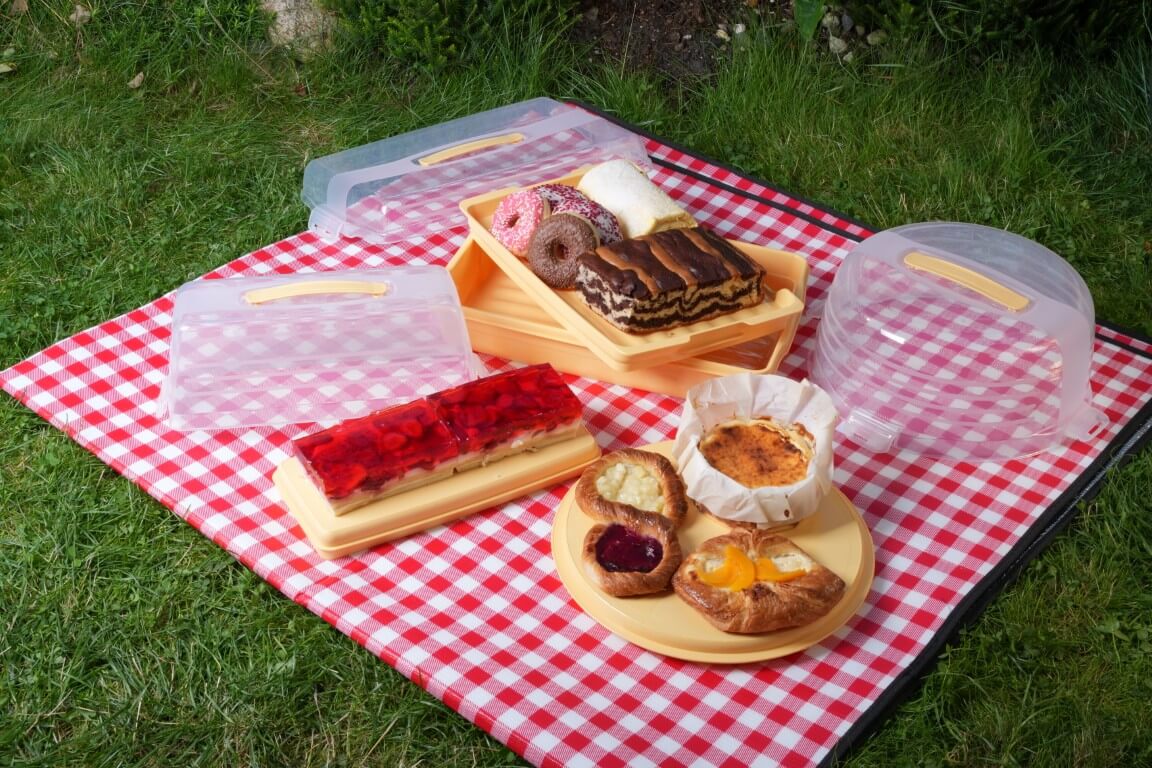 Zestaw kempingowy Curver Camping Set żółty