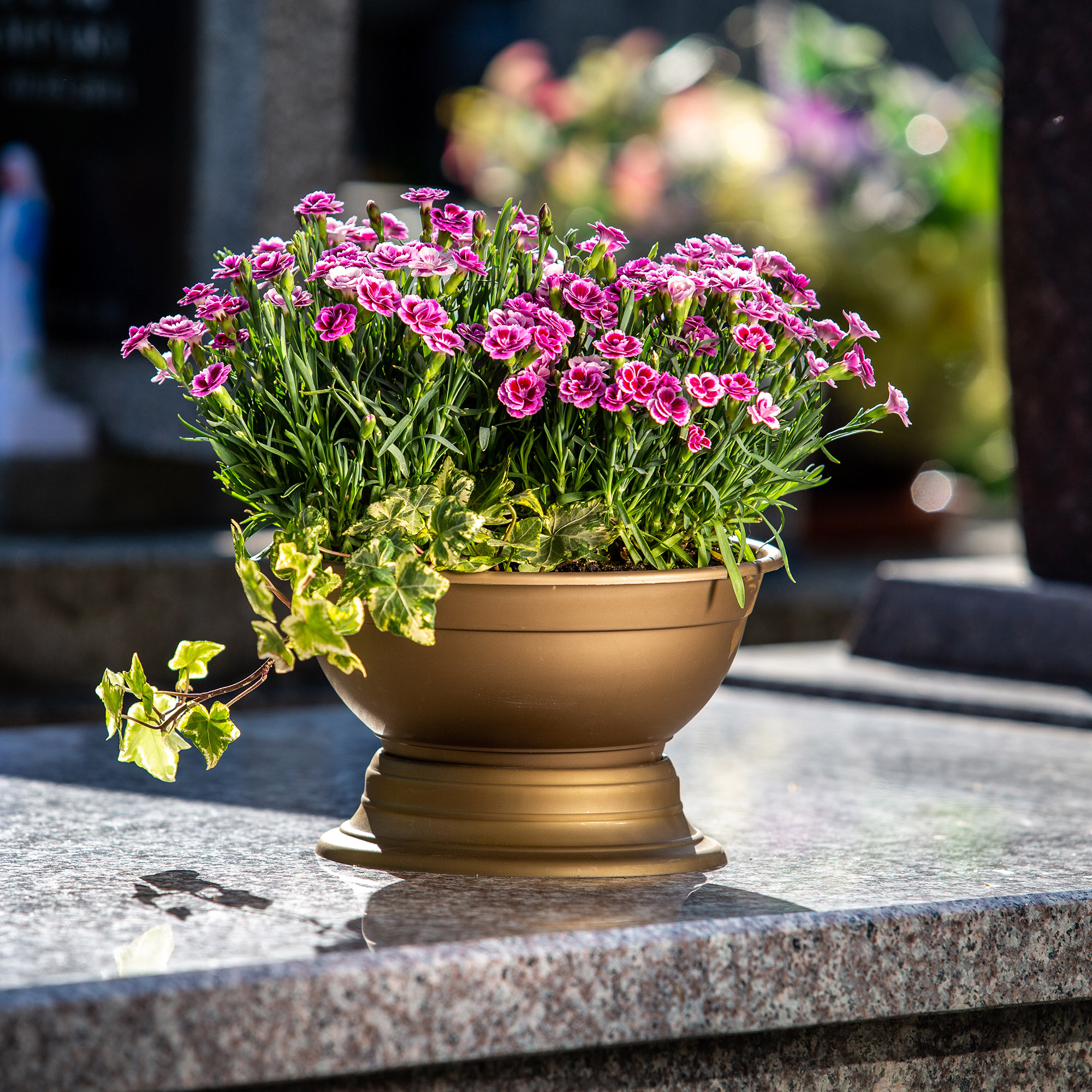 Misa cmentarna Ulmi na kwiaty 18 cm, złota